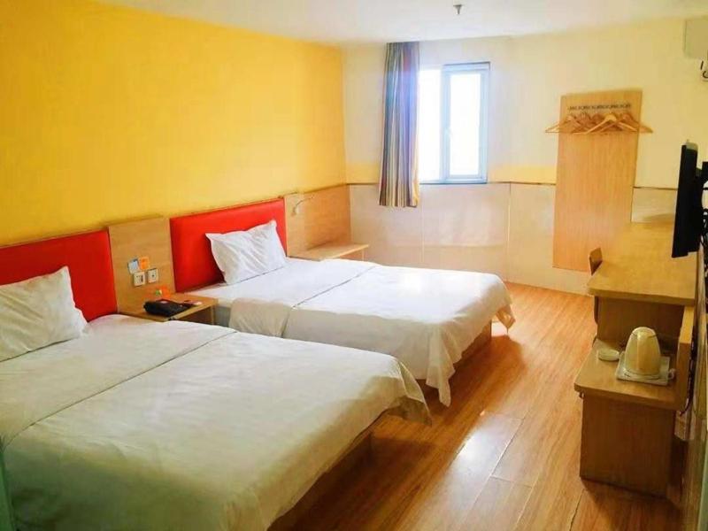 Superior Twin Room photo 1