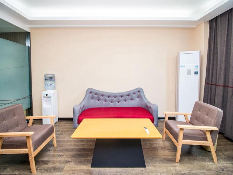 Business Suite Room photo 1