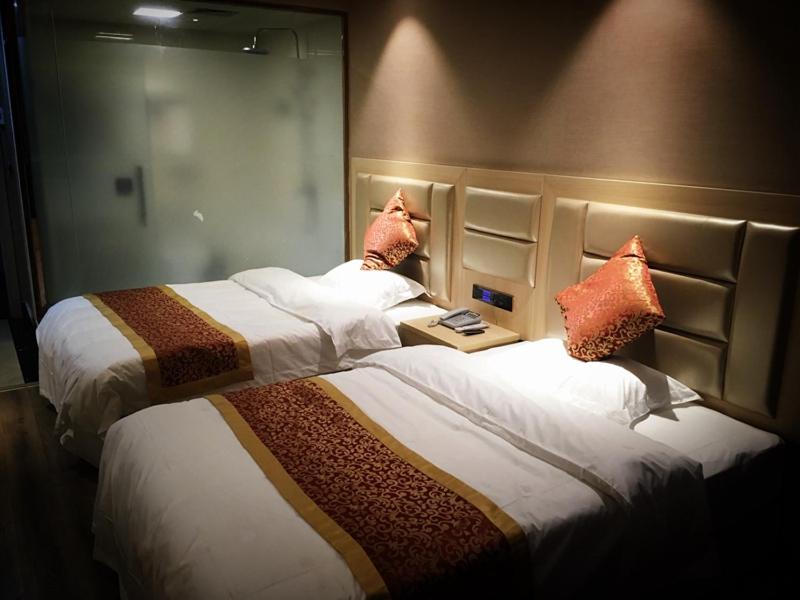 Premier Twin Room