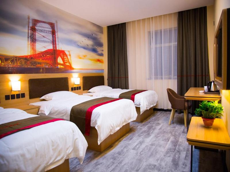 Deluxe Triple Room