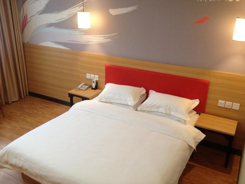 Economy Double Room photo 2