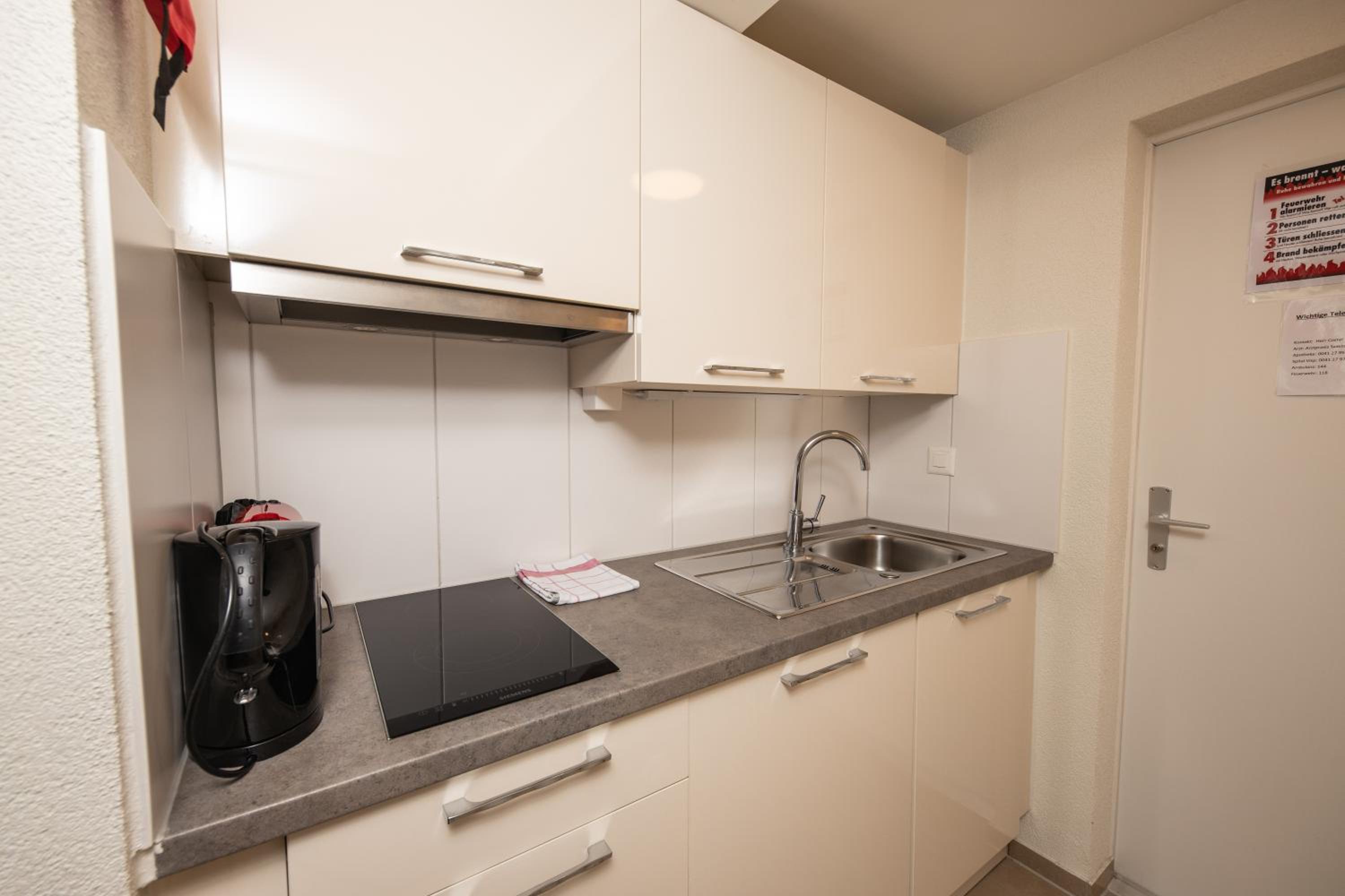 Studio Apartment - Photo 5