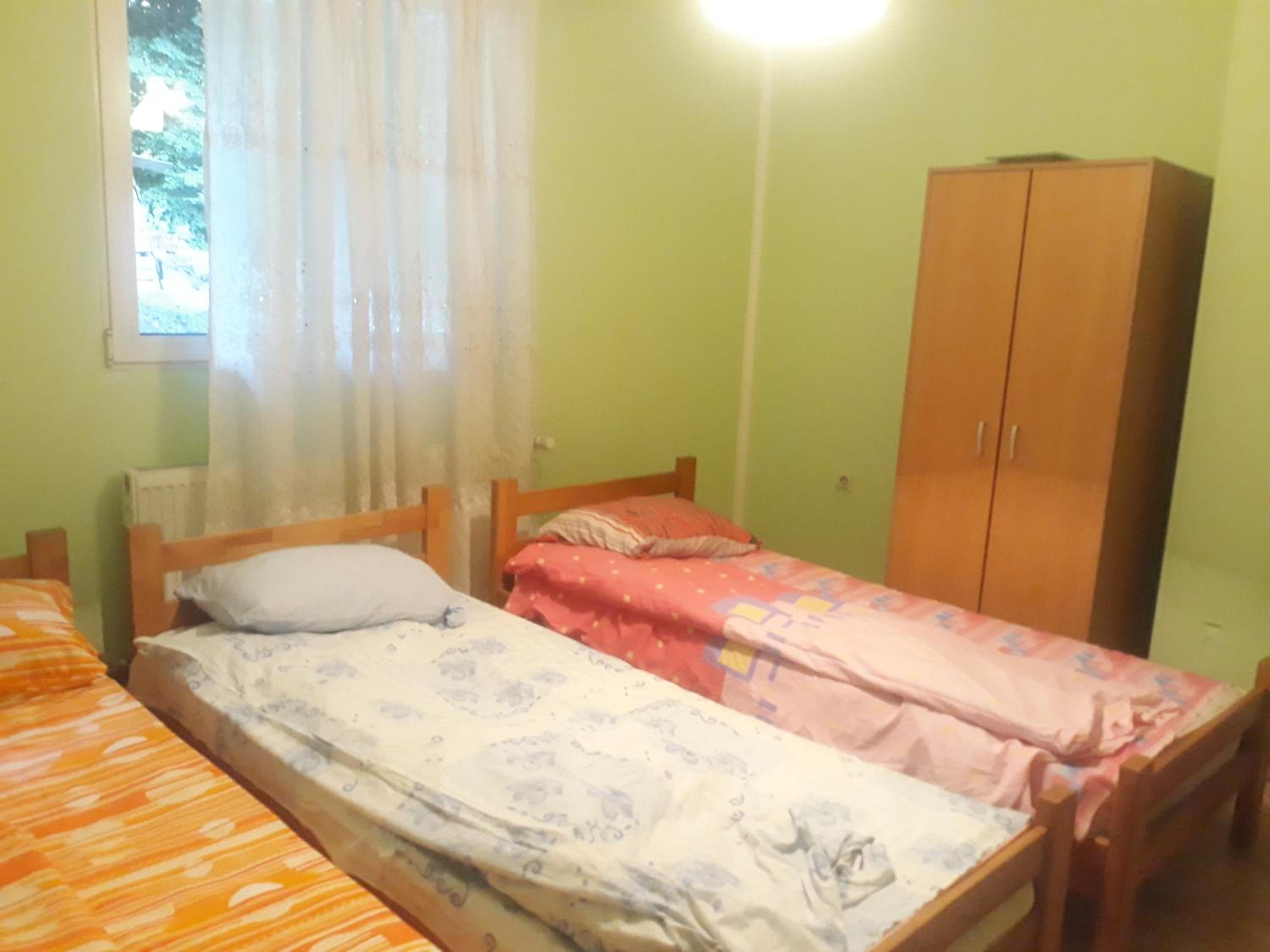Triple Room with Shared Bathroom photo 2