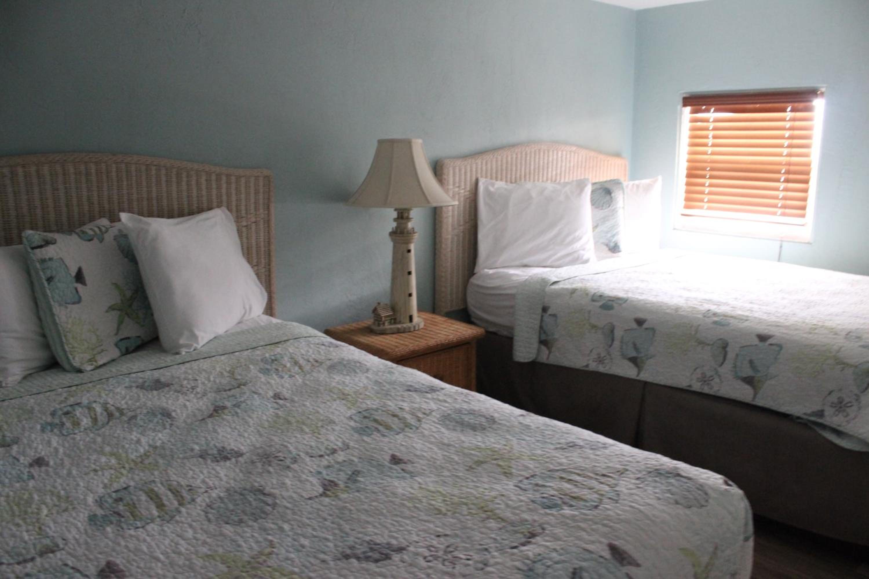 Two-Bedroom Apartment with Garden View - Photo 13
