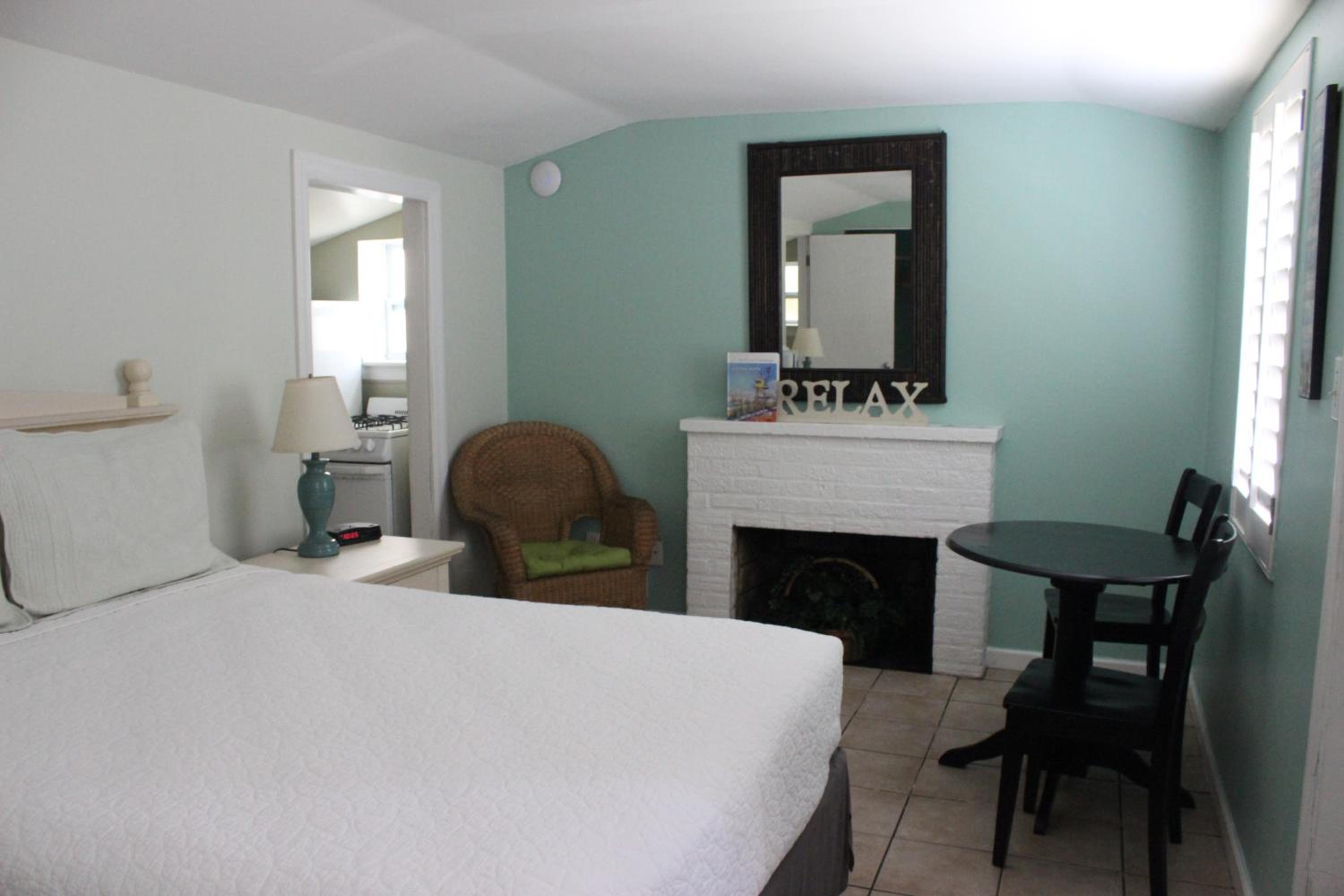 Cottage with Garden View - Photo 1