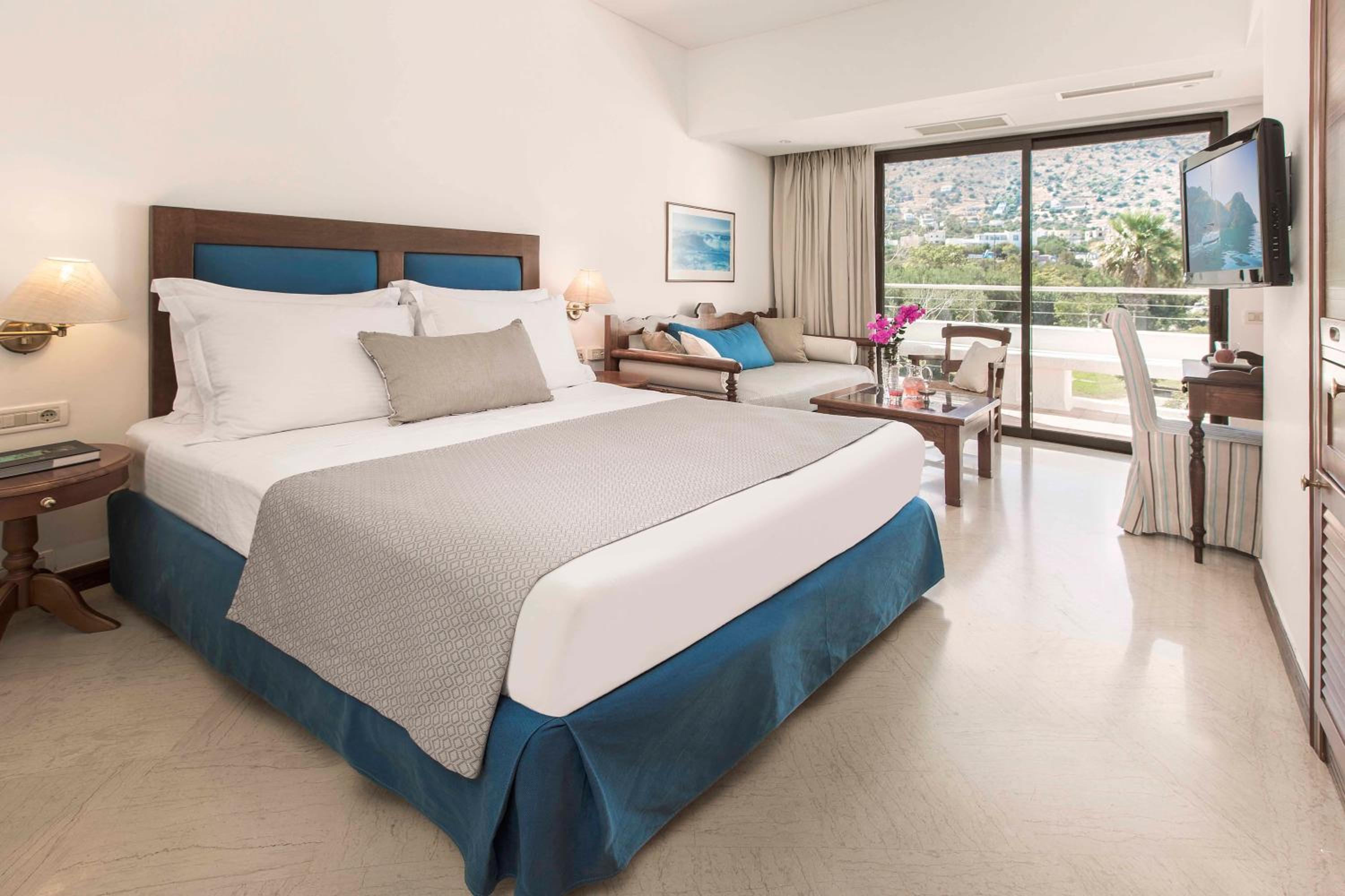 Classic Room with Mountain View - Photo 4