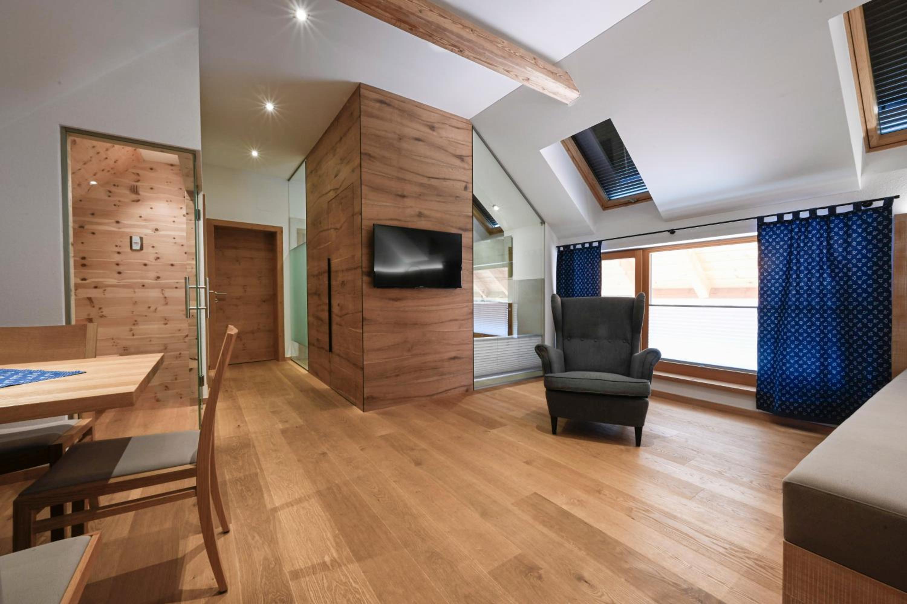 Deluxe Suite photo 1