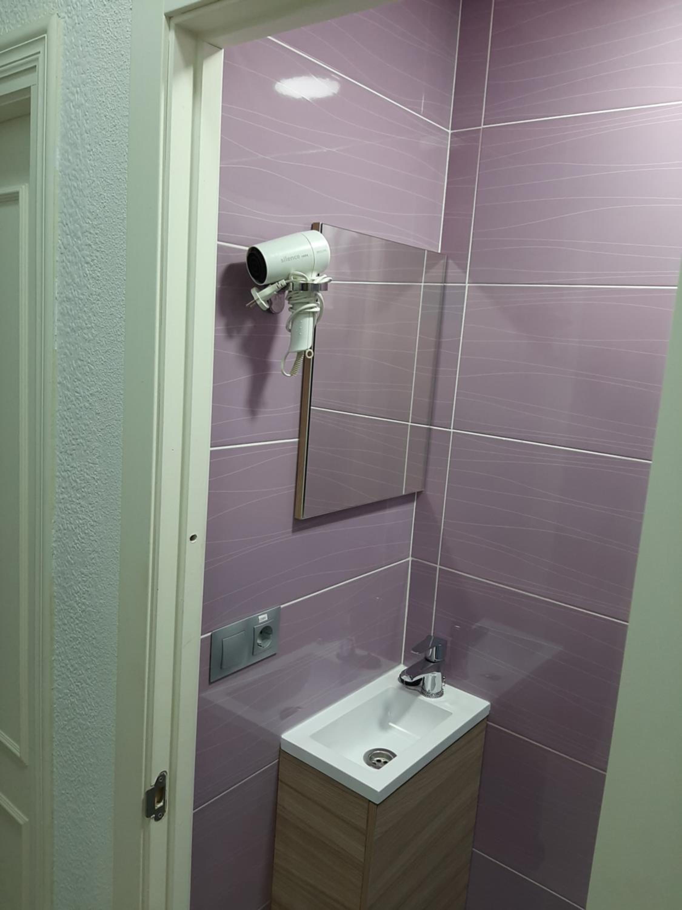 Quadruple Room with Private External Bathroom - Photo 2