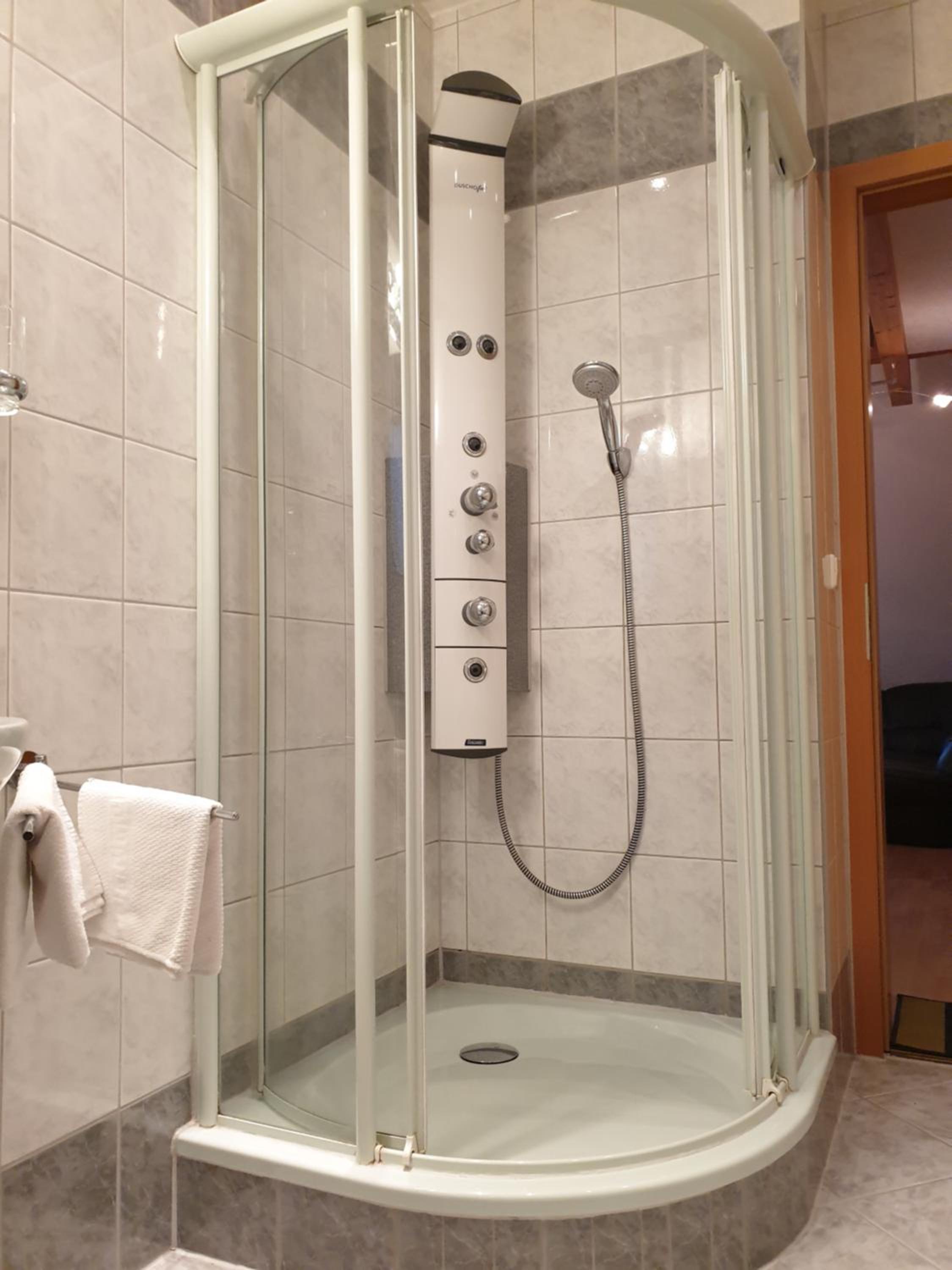 Suite - Photo 2