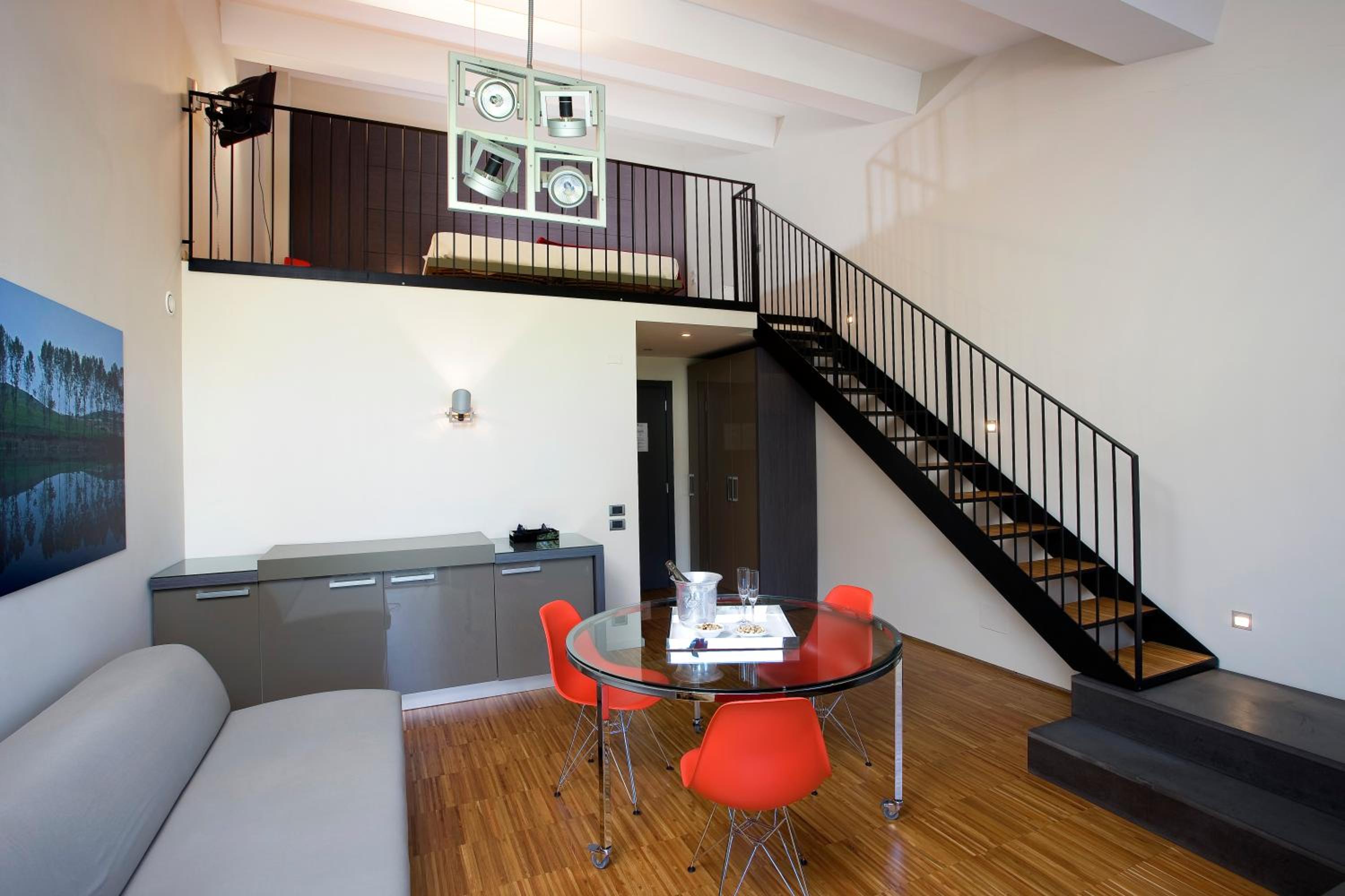 Loft - Photo 4