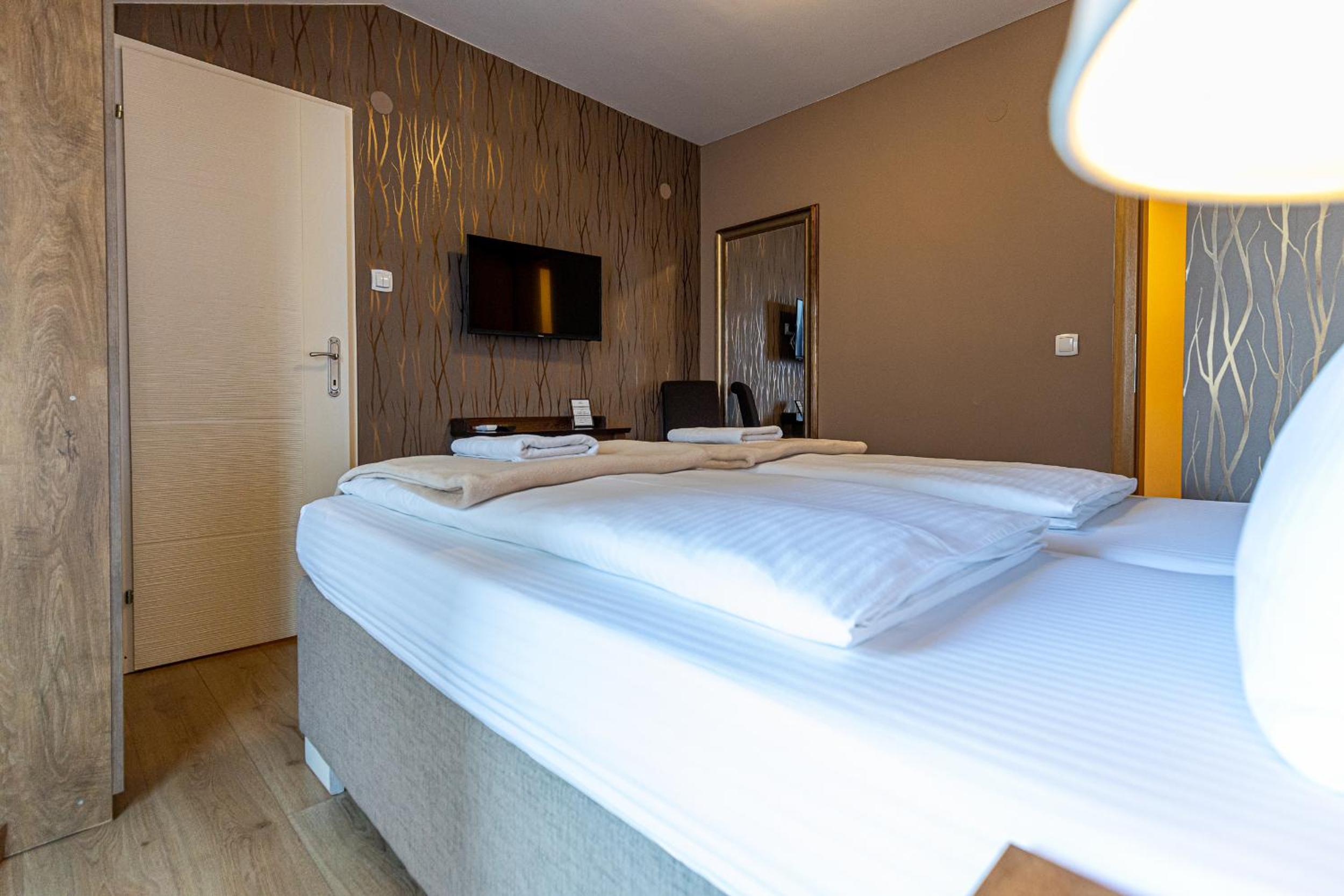 Double Room with Balcony photo 1