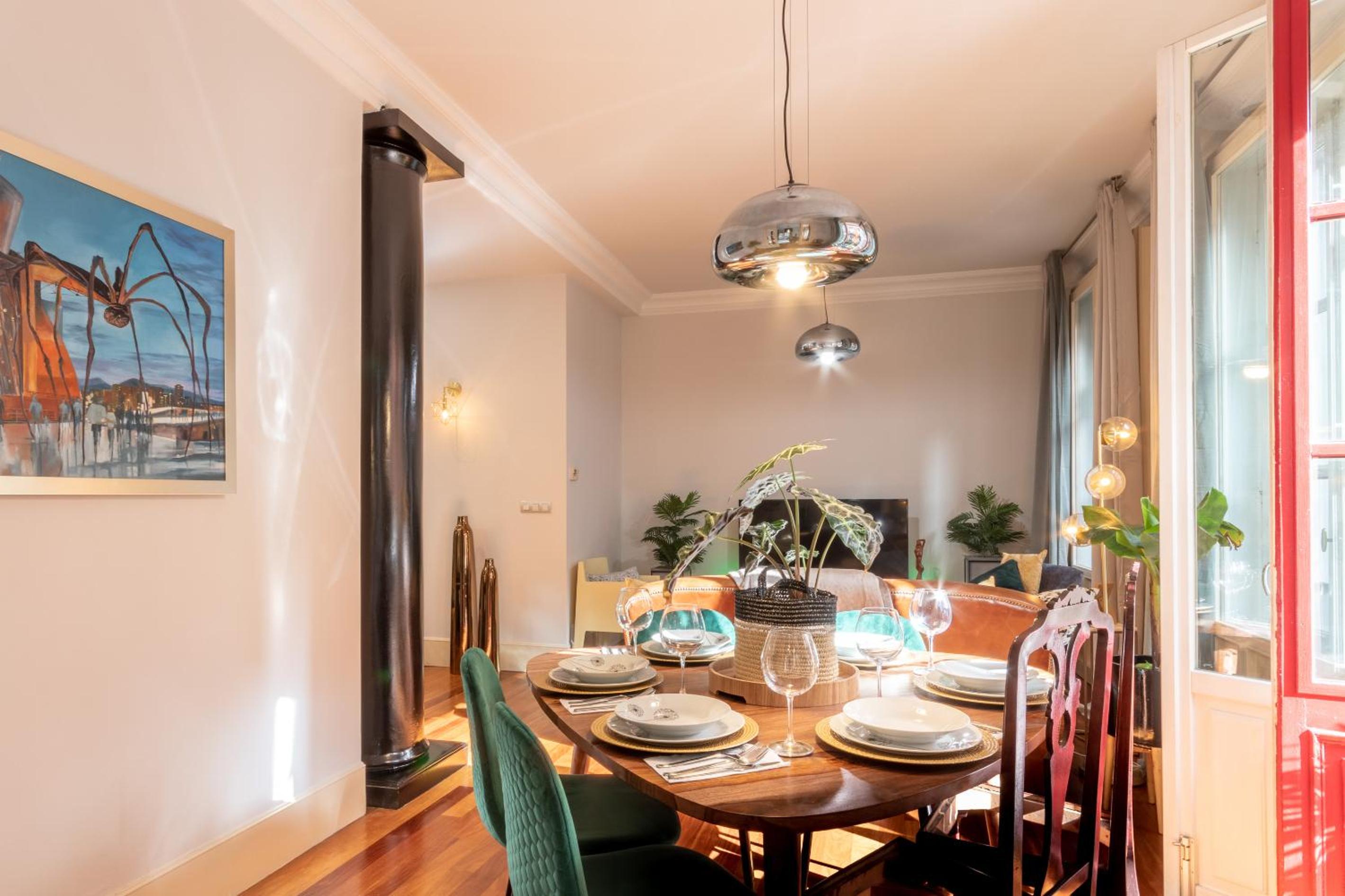 Two-Bedroom Apartment - Photo 3