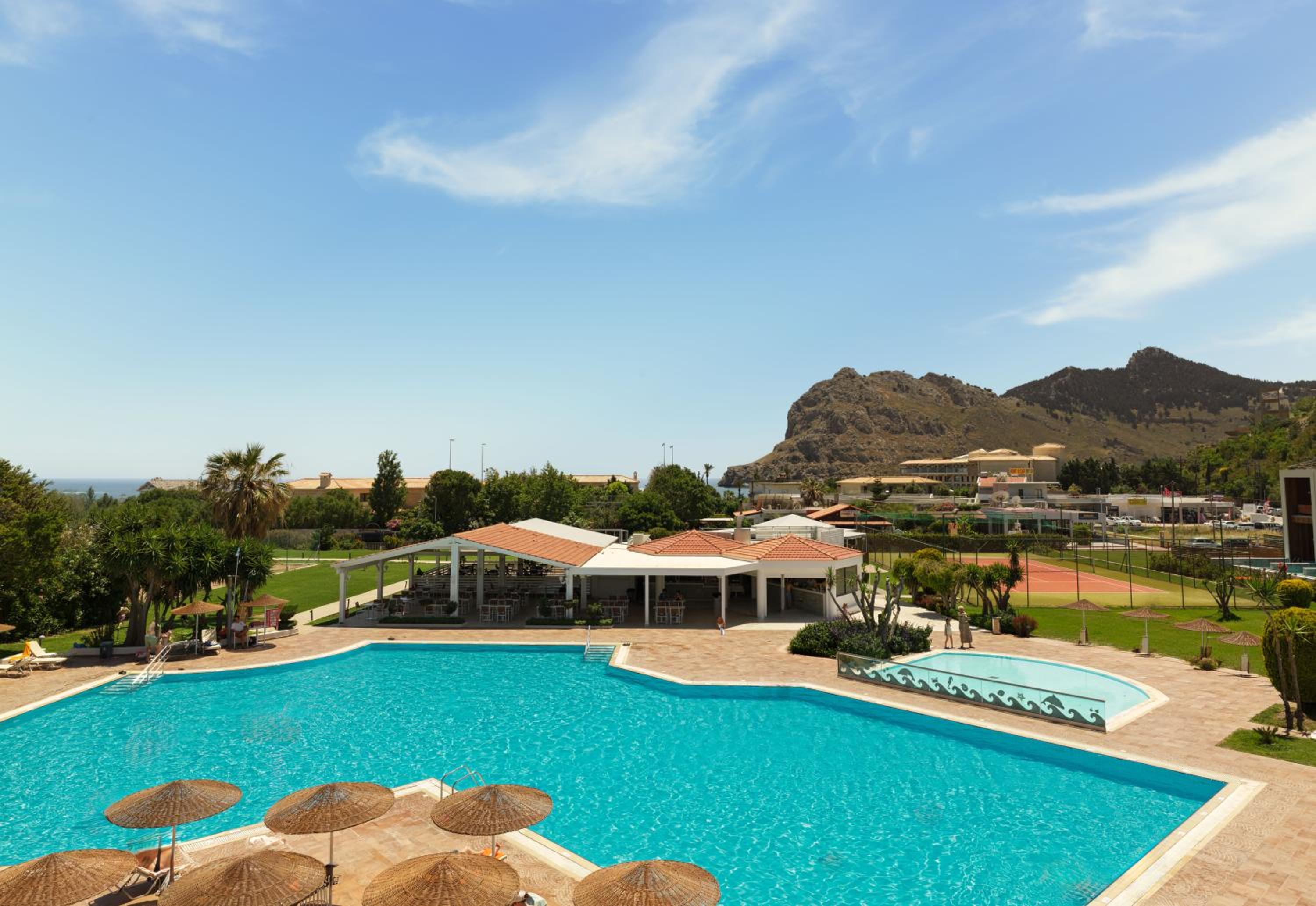 Premium Room Pool View thumbnail 6