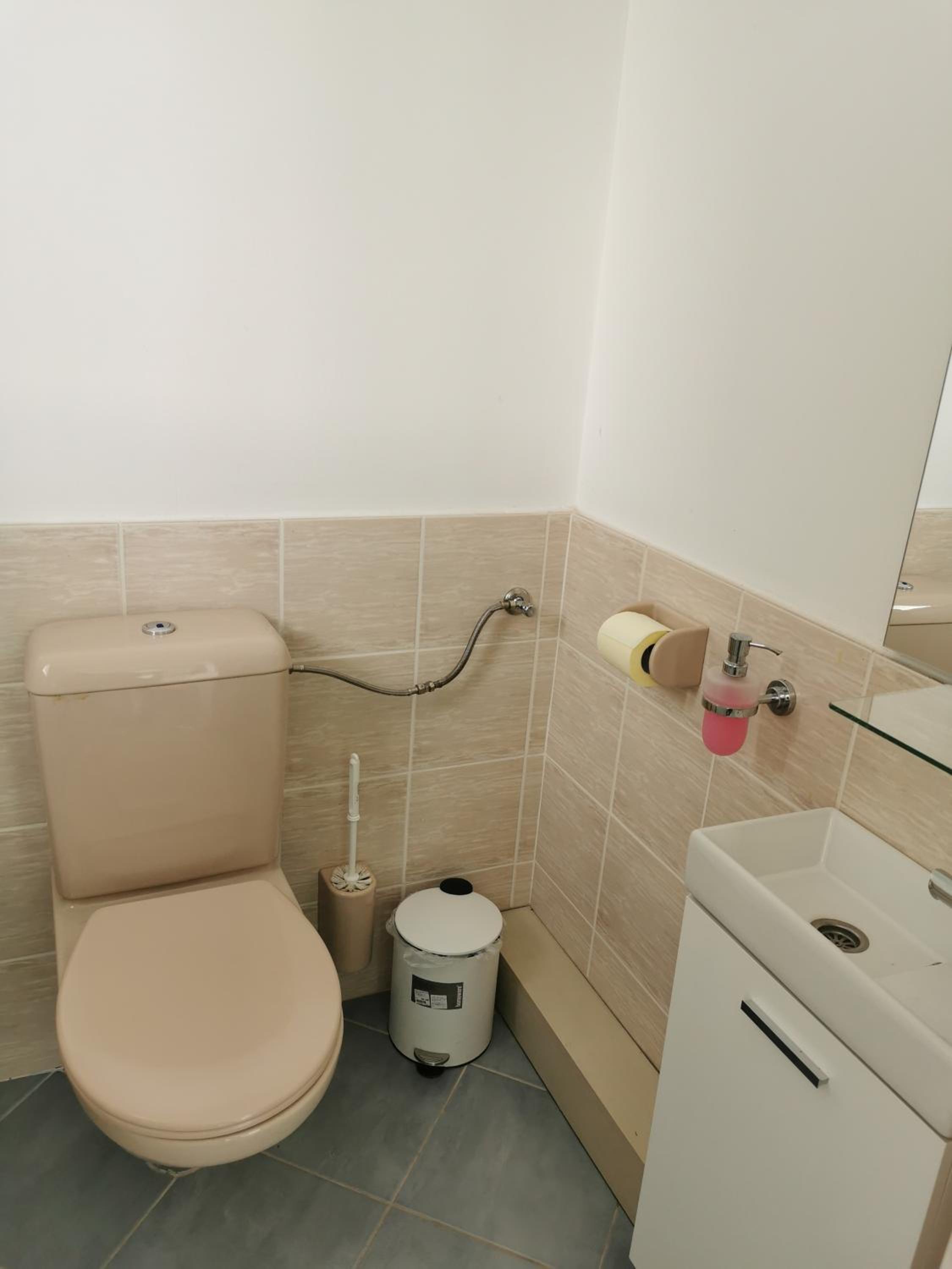 Deluxe Double or Twin Room - Photo 15
