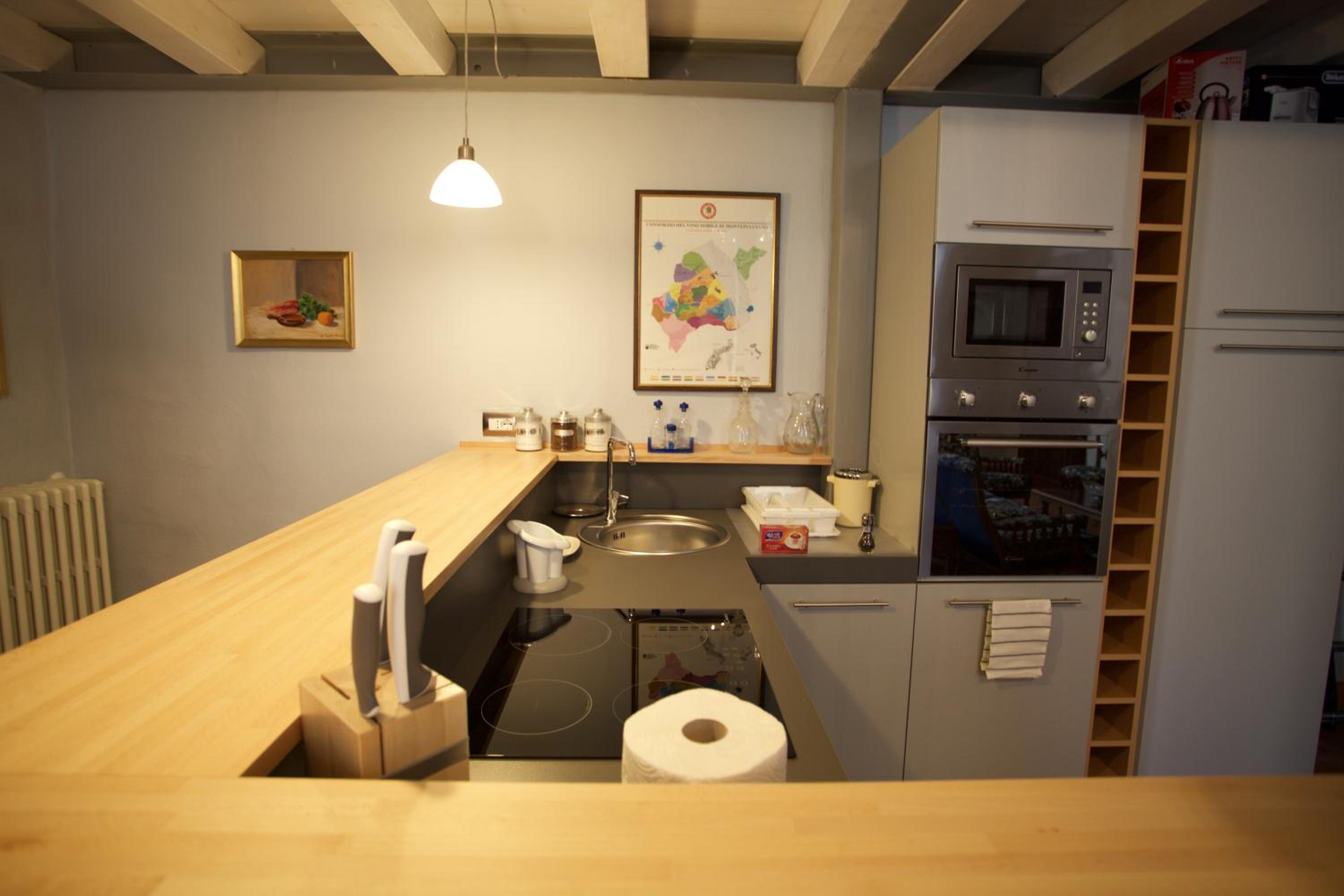 Three-Bedroom Apartment - Photo 22