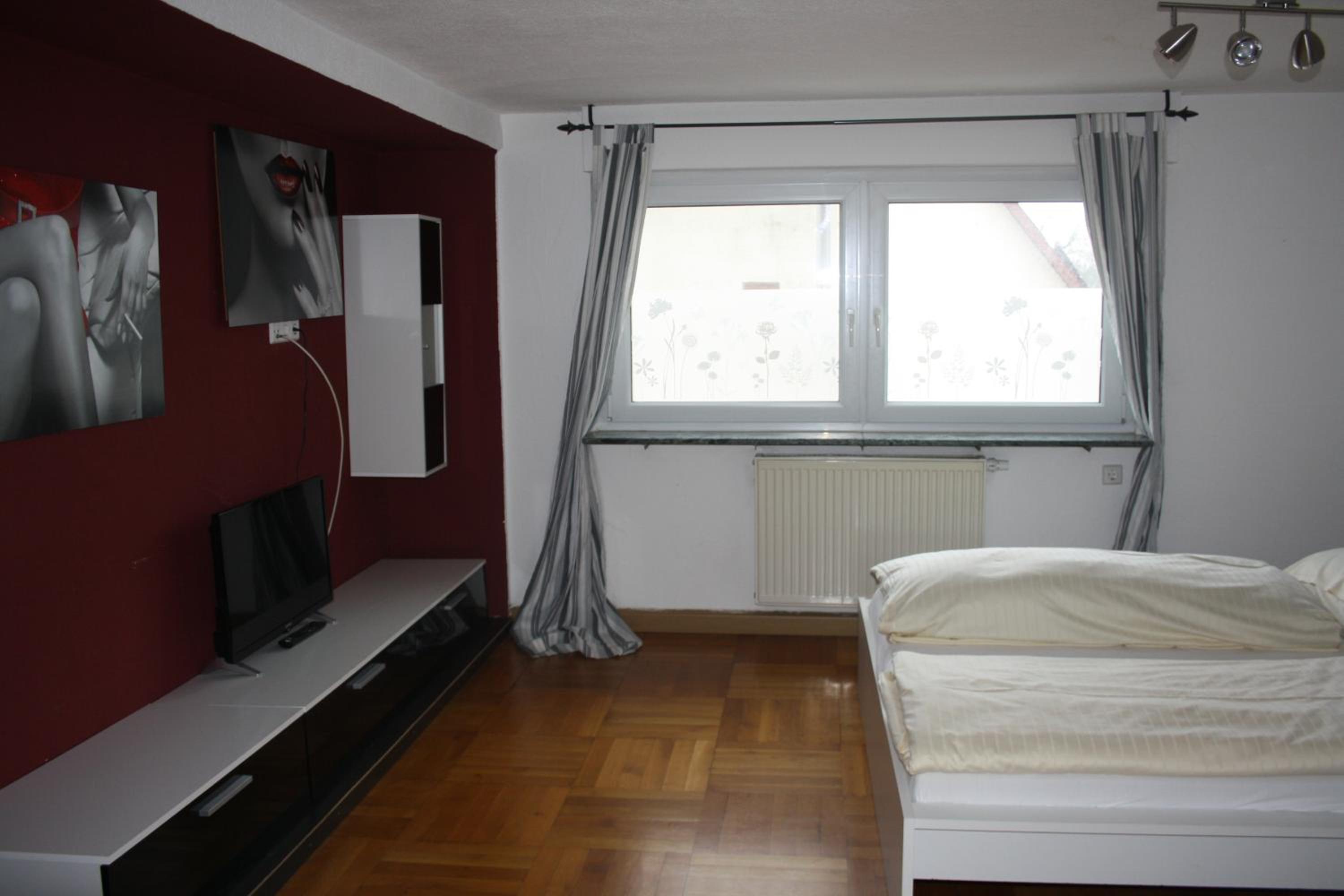 Two-Bedroom Apartment - Photo 9