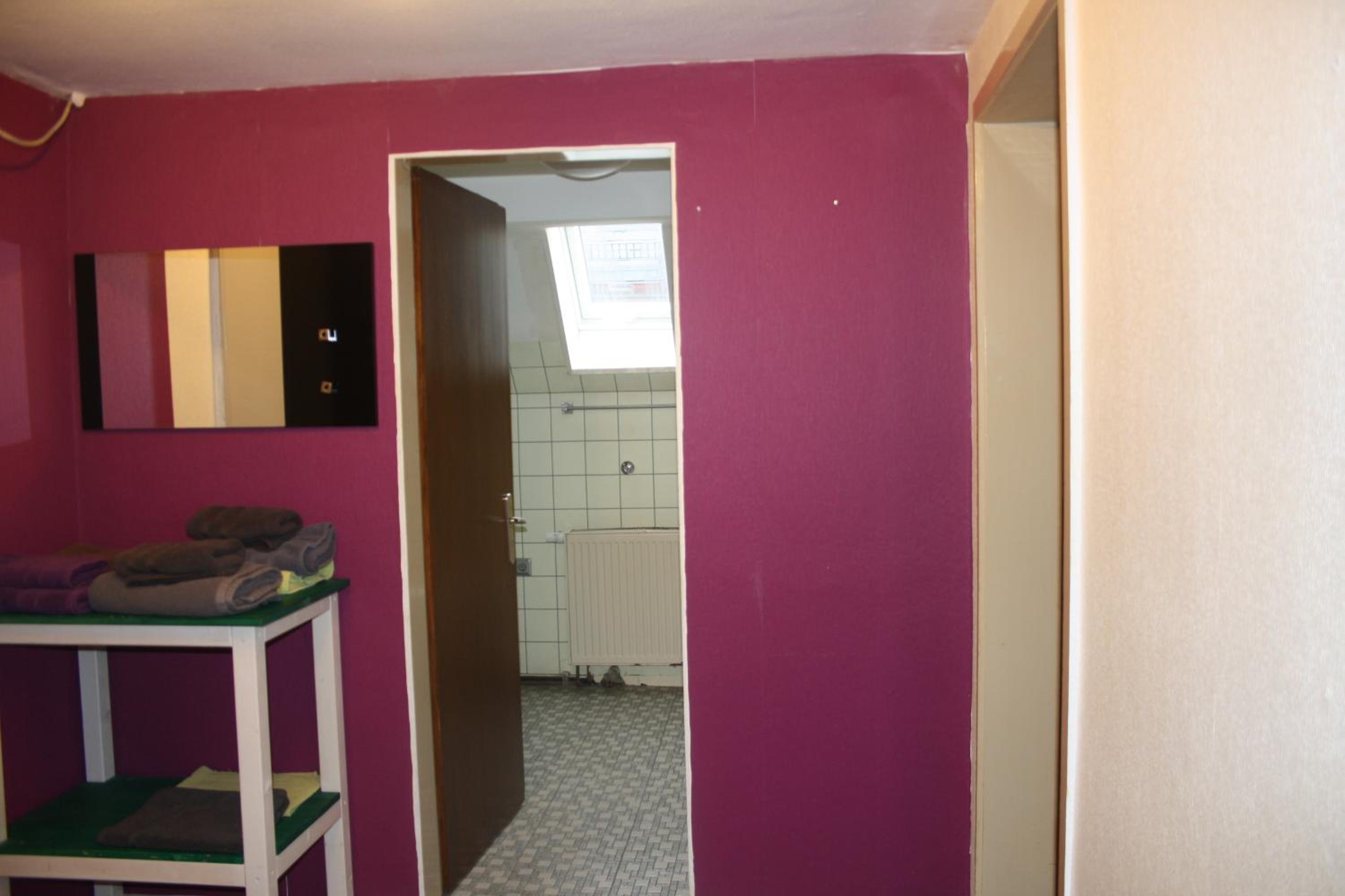 Two-Bedroom Apartment - Photo 8
