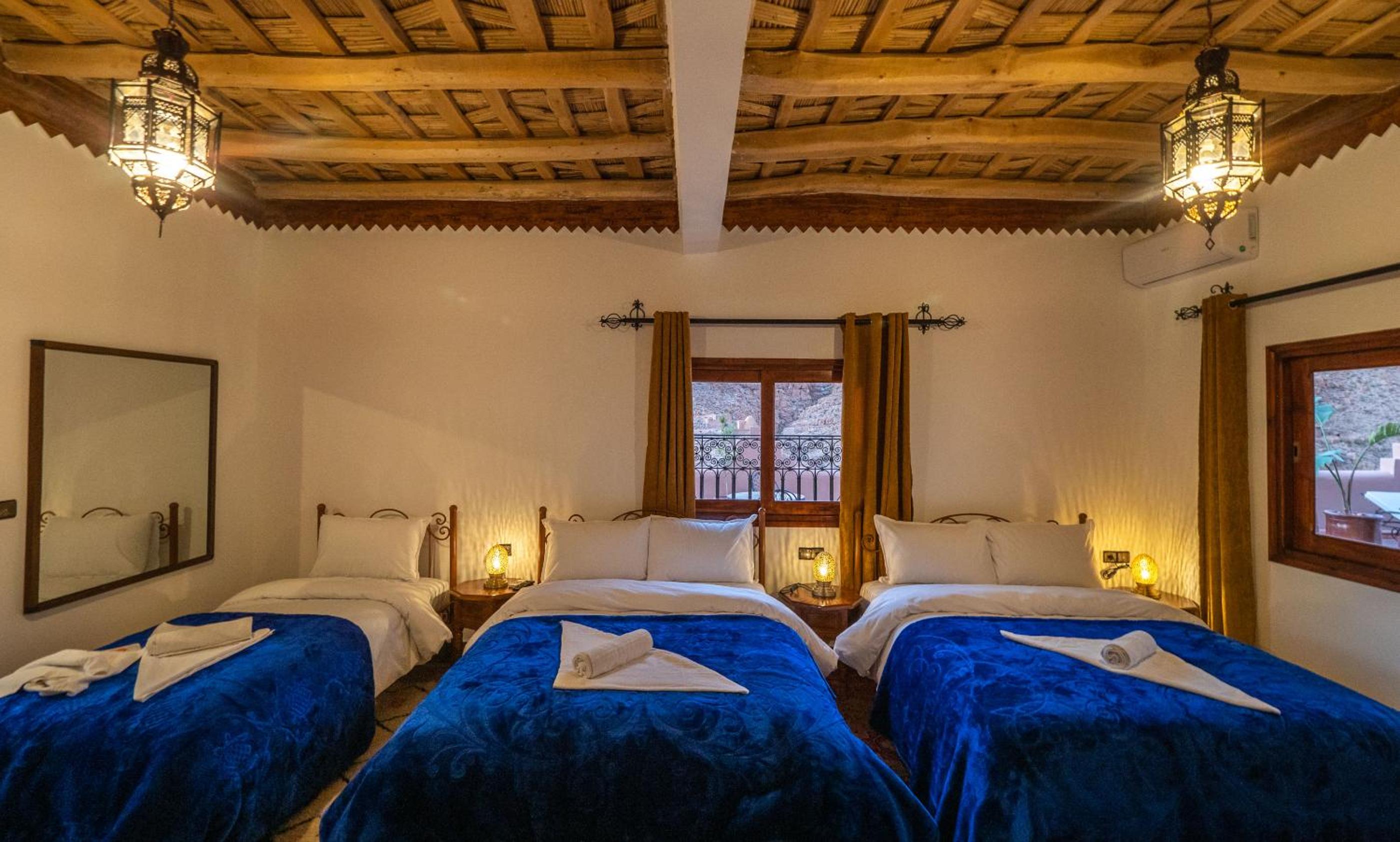 Quadruple Room with Mountain View
