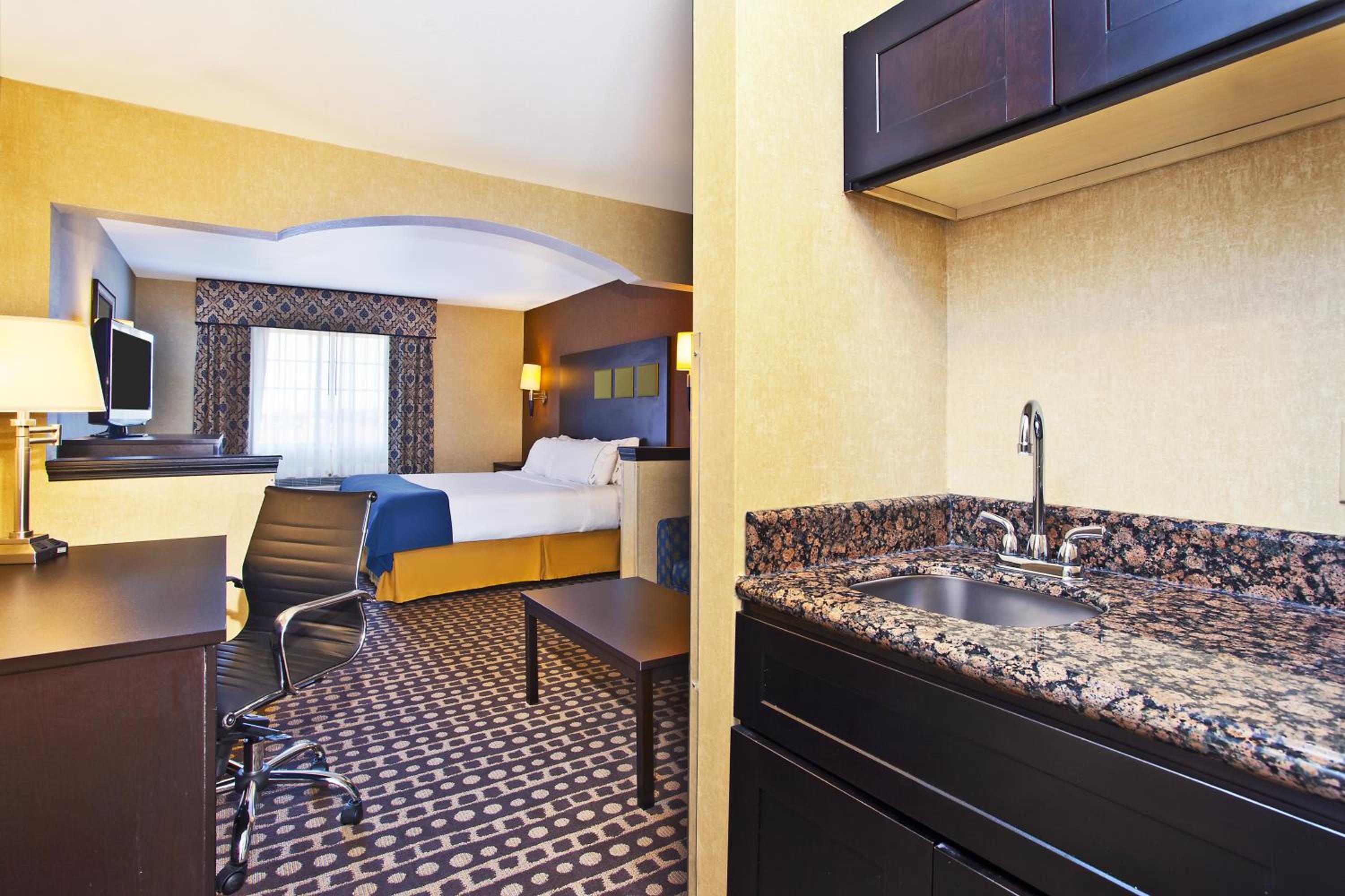 King Suite with Sofa Bed