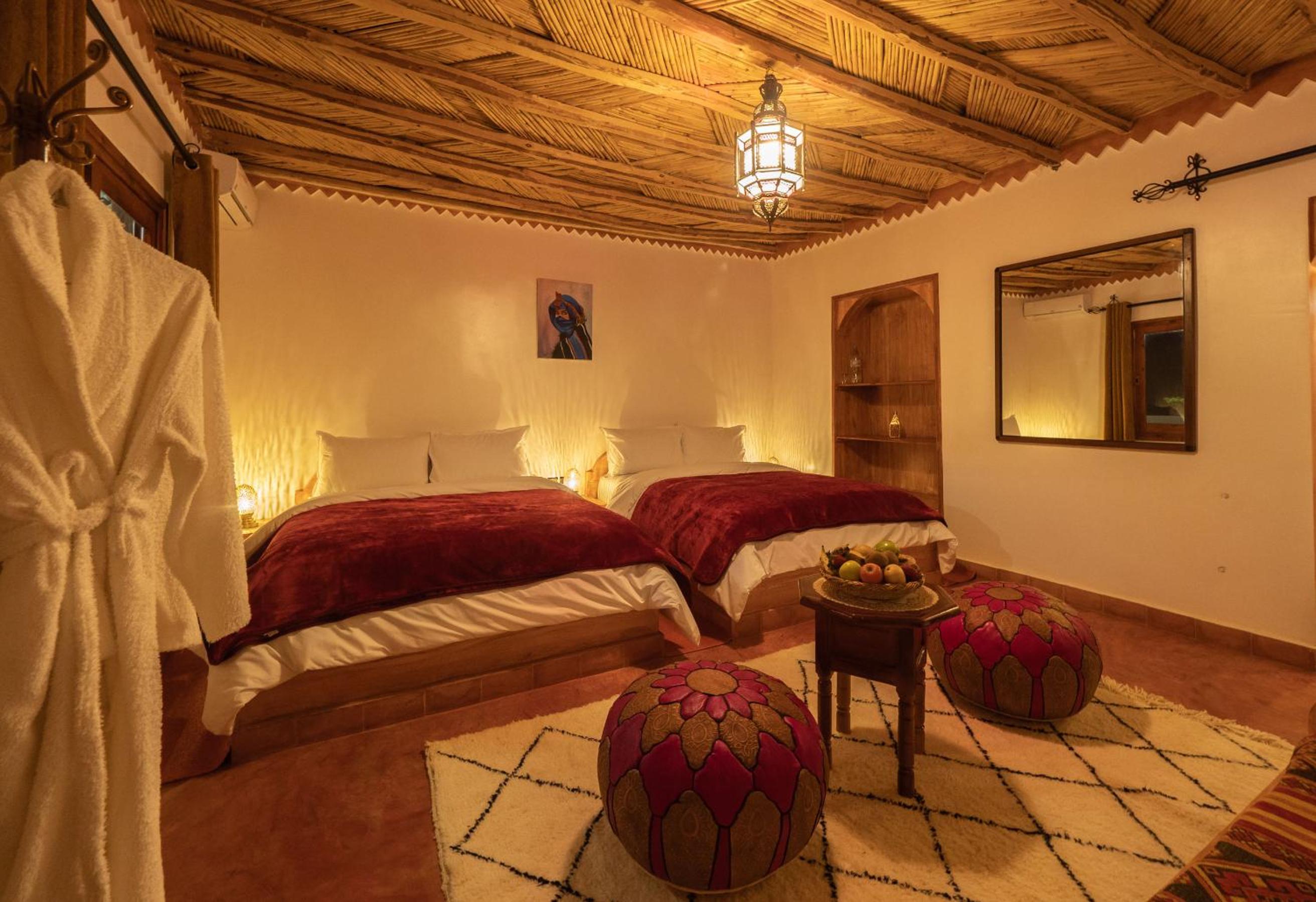 Double or Twin Room with Balcony photo 3