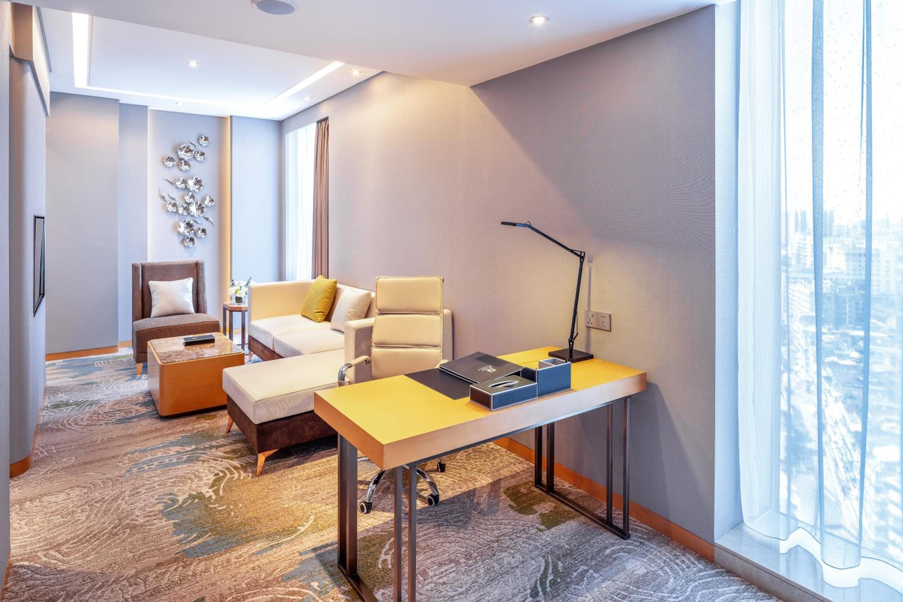 One-Bedroom Suite