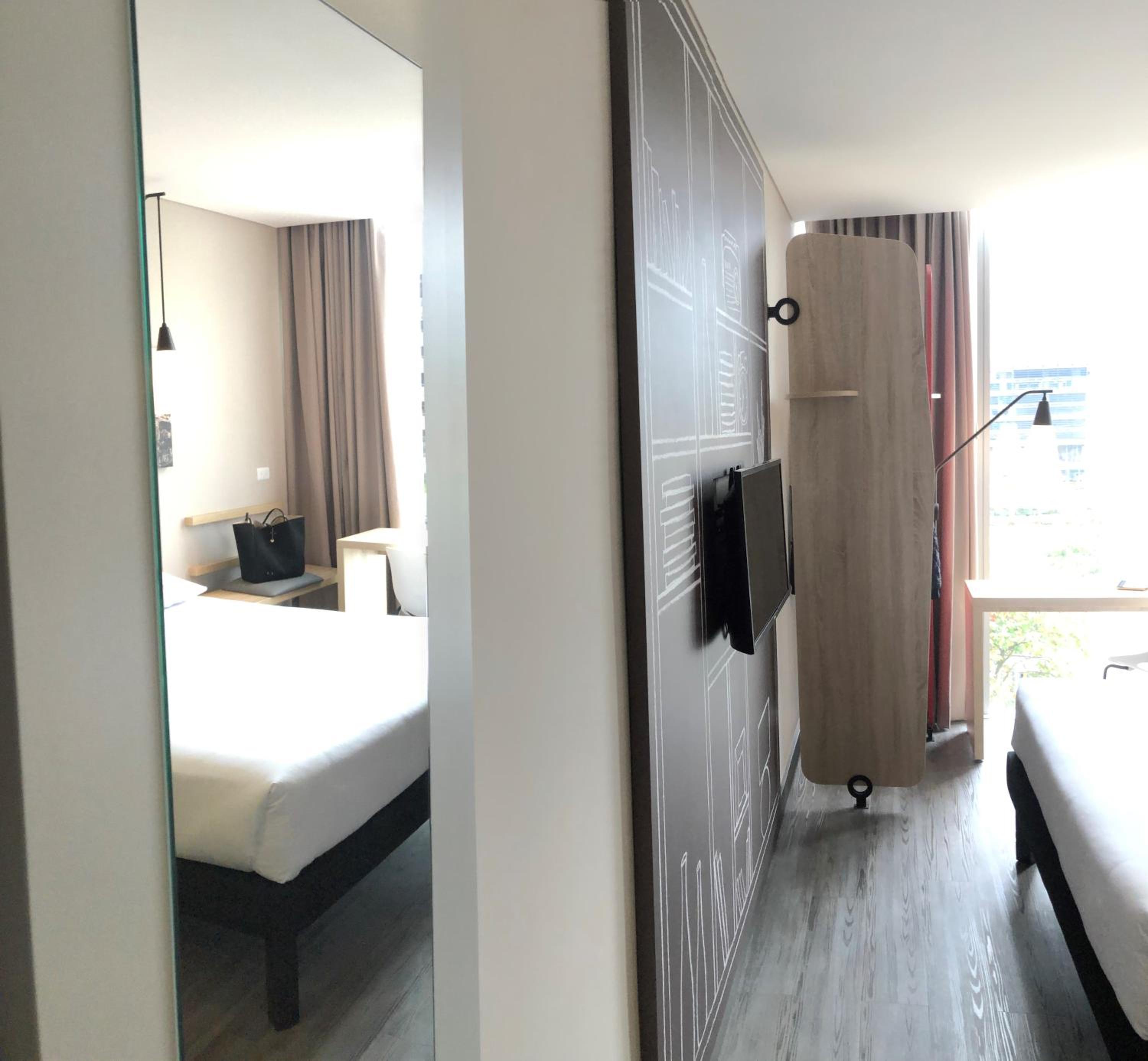 Standard Double Room - Photo 3