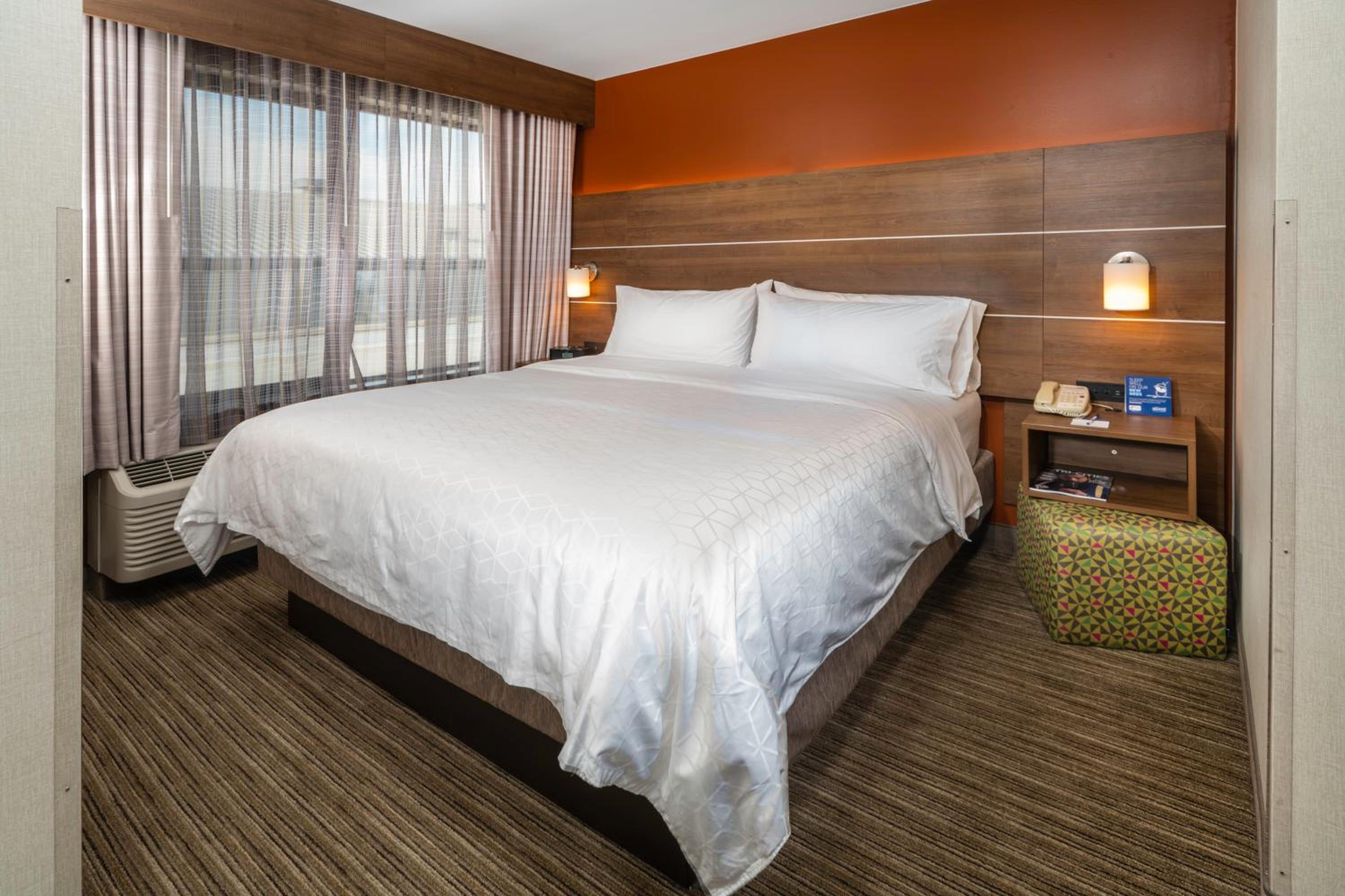 King Suite - Photo 3