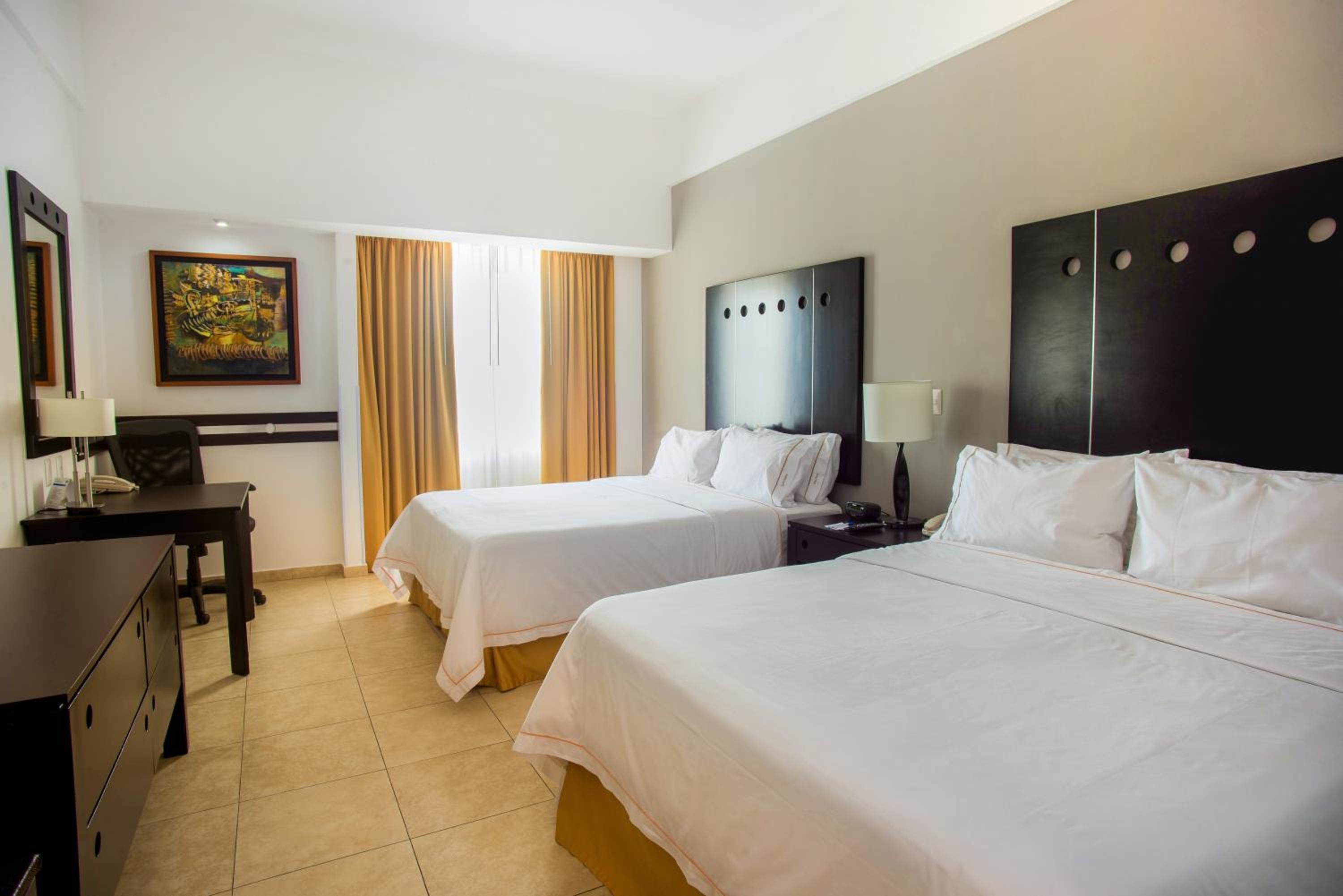 Standard Double Room with Two Double Beds - Photo 3