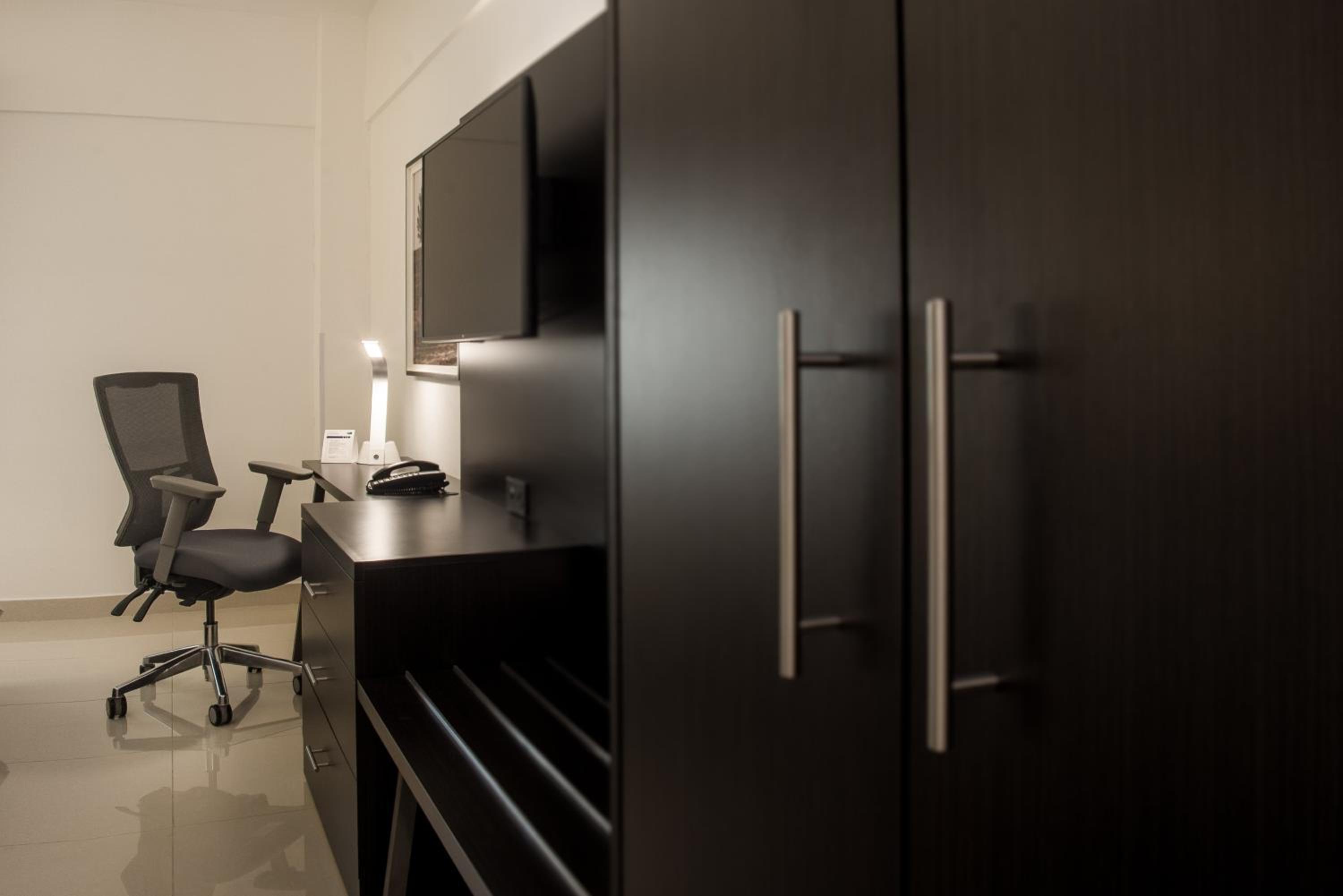 Specialty Room - Photo 2