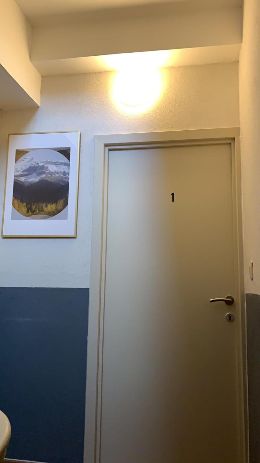 One-Bedroom Apartment - Photo 7
