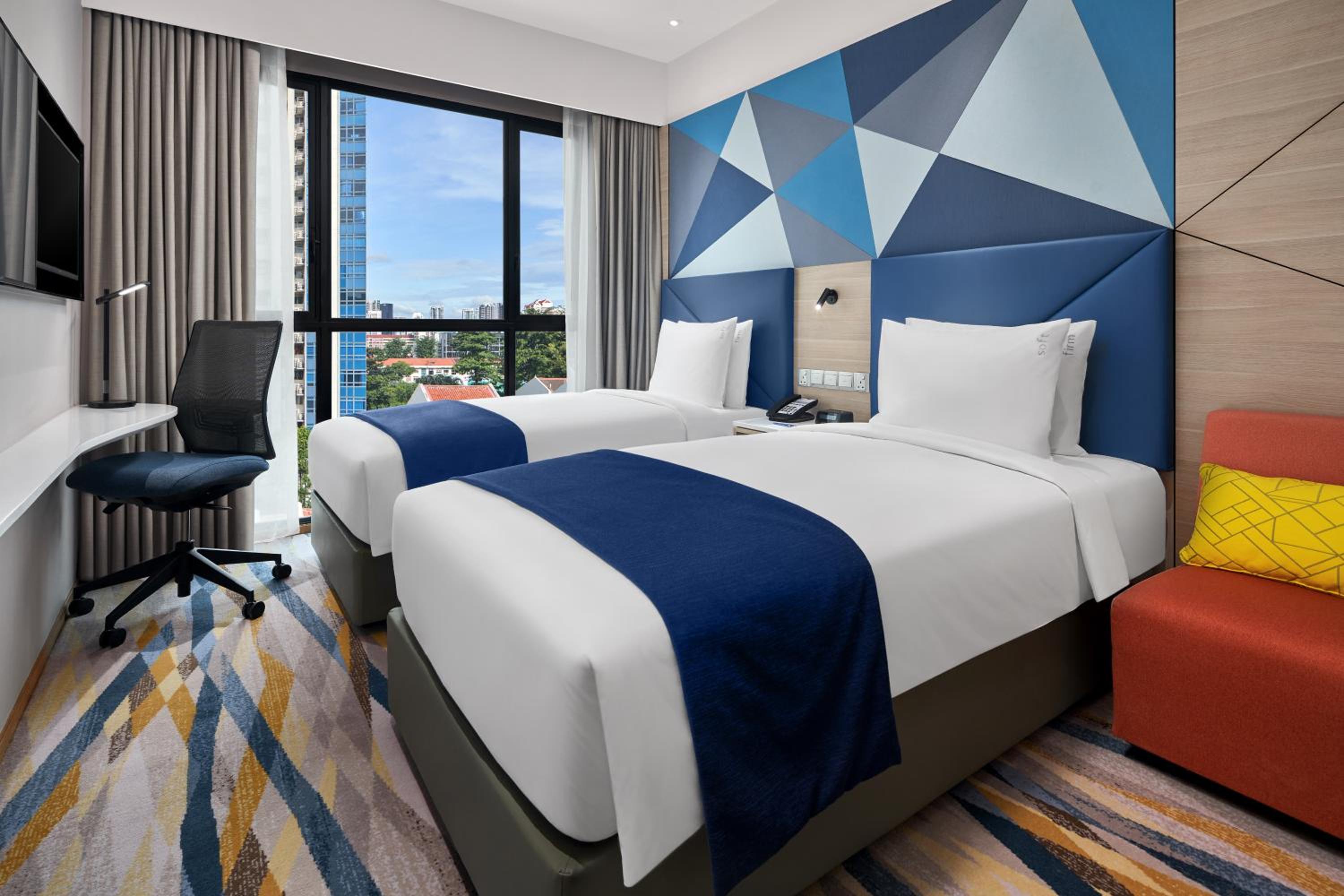 Standard Twin Room with Free Breakfast - Top Floor photo 2