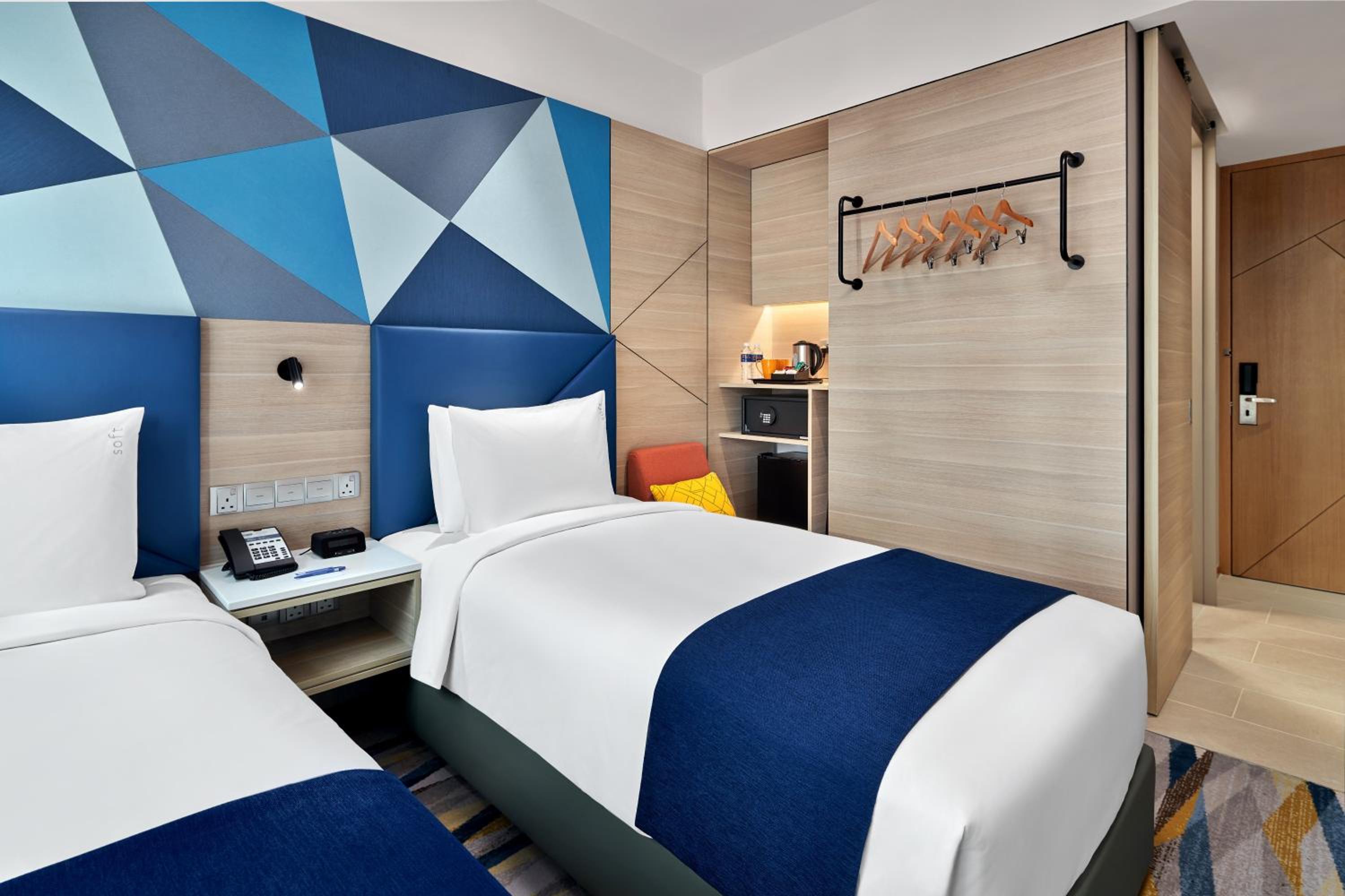 Standard Twin Room with Free Breakfast - Top Floor photo 3