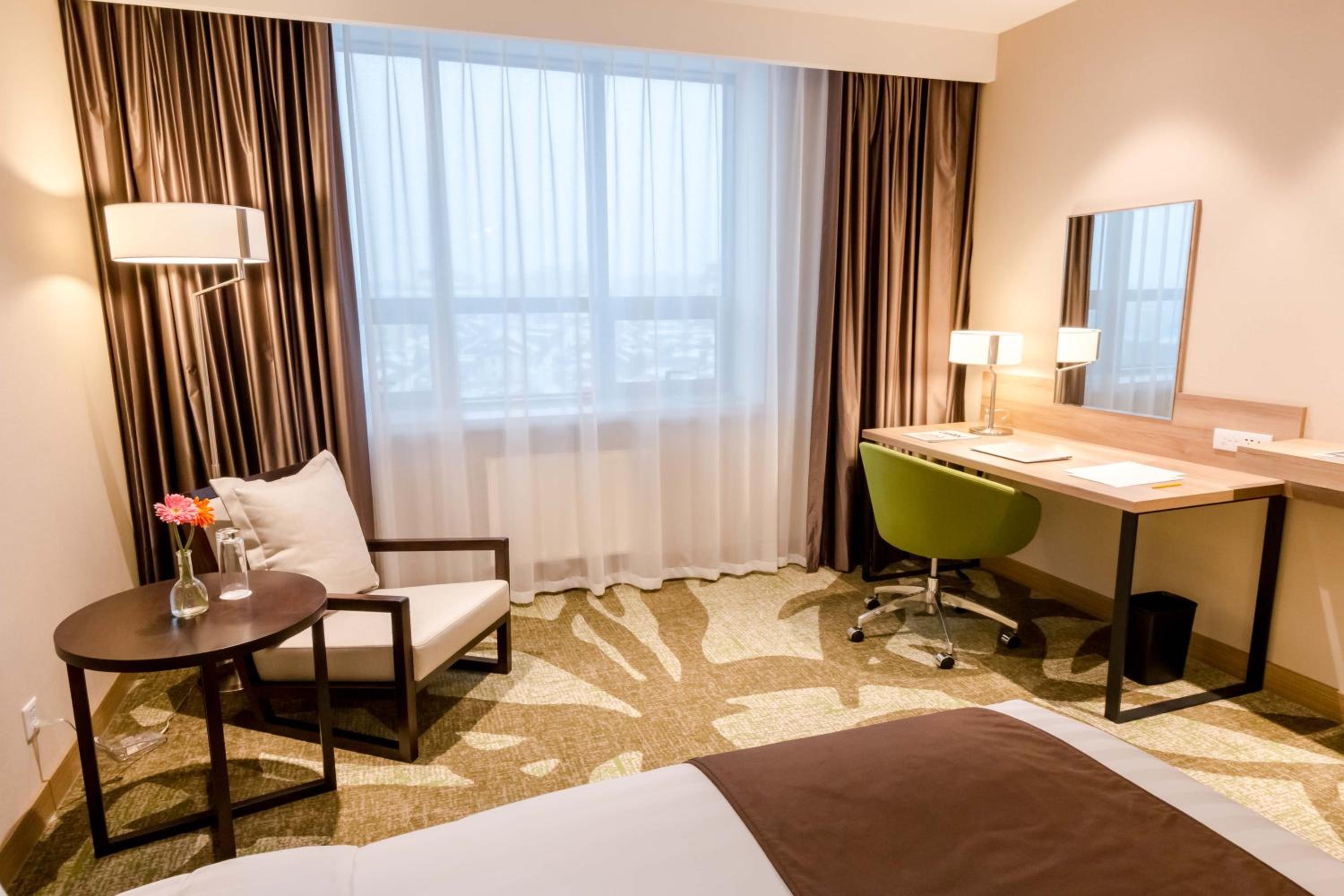 Executive King Room - Non-Smoking photo 2