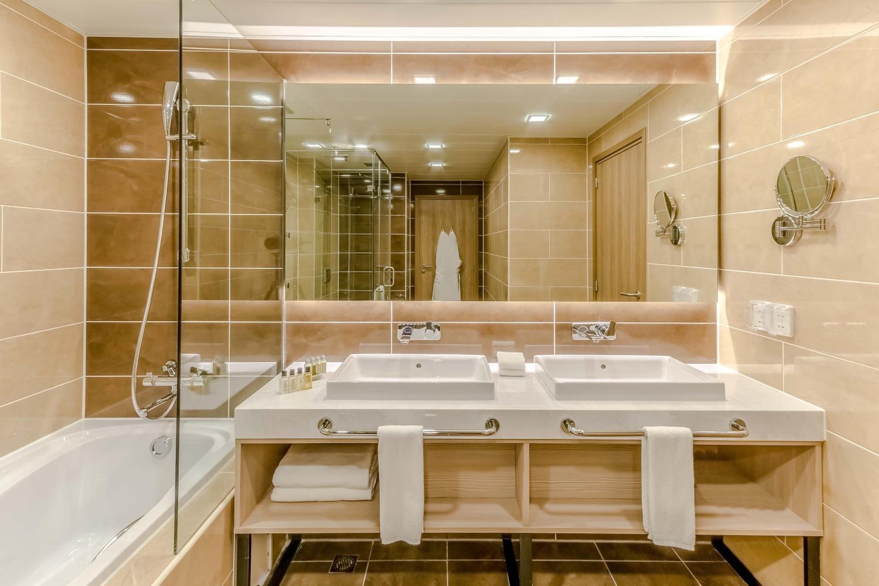 King Suite photo 3