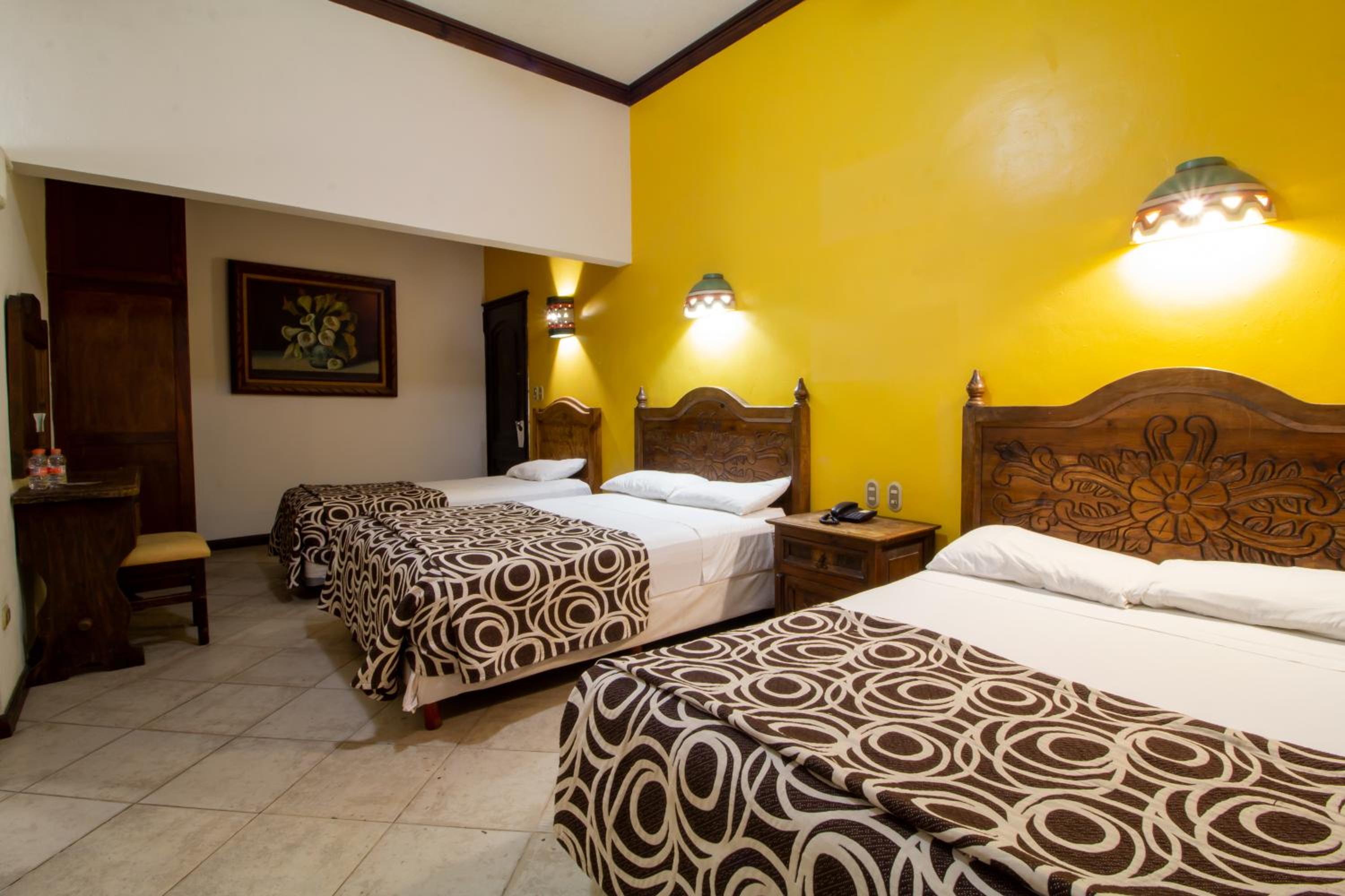 Triple Room - Photo 6