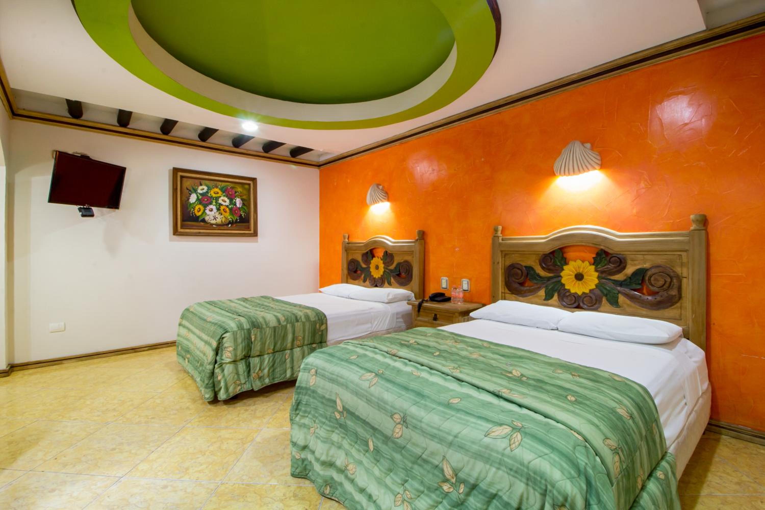 Double Room with Kitchenette - Photo 1