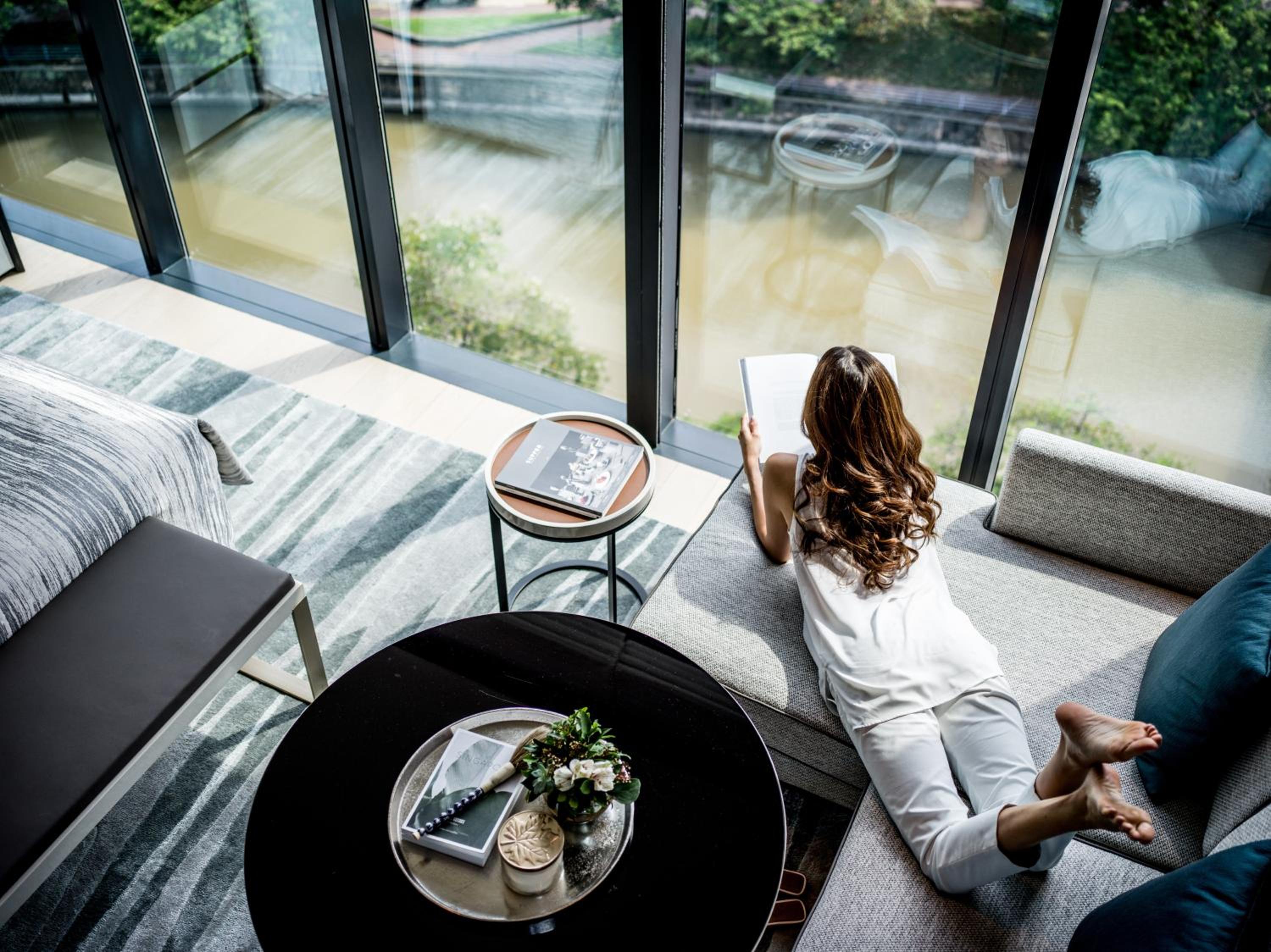 Junior King Suite with River View