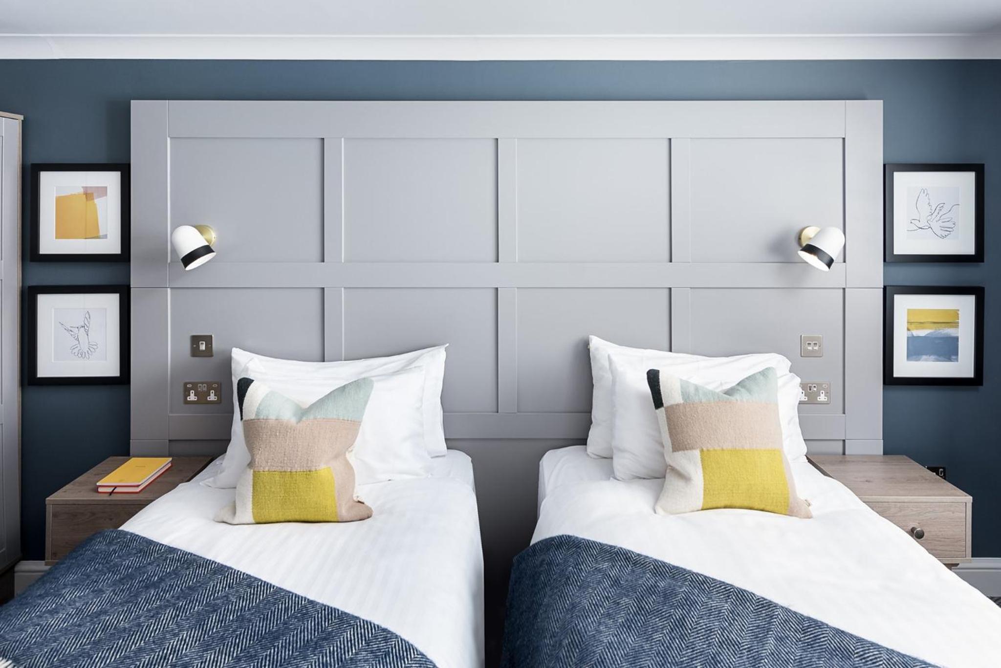Standard Twin Room - Photo 1