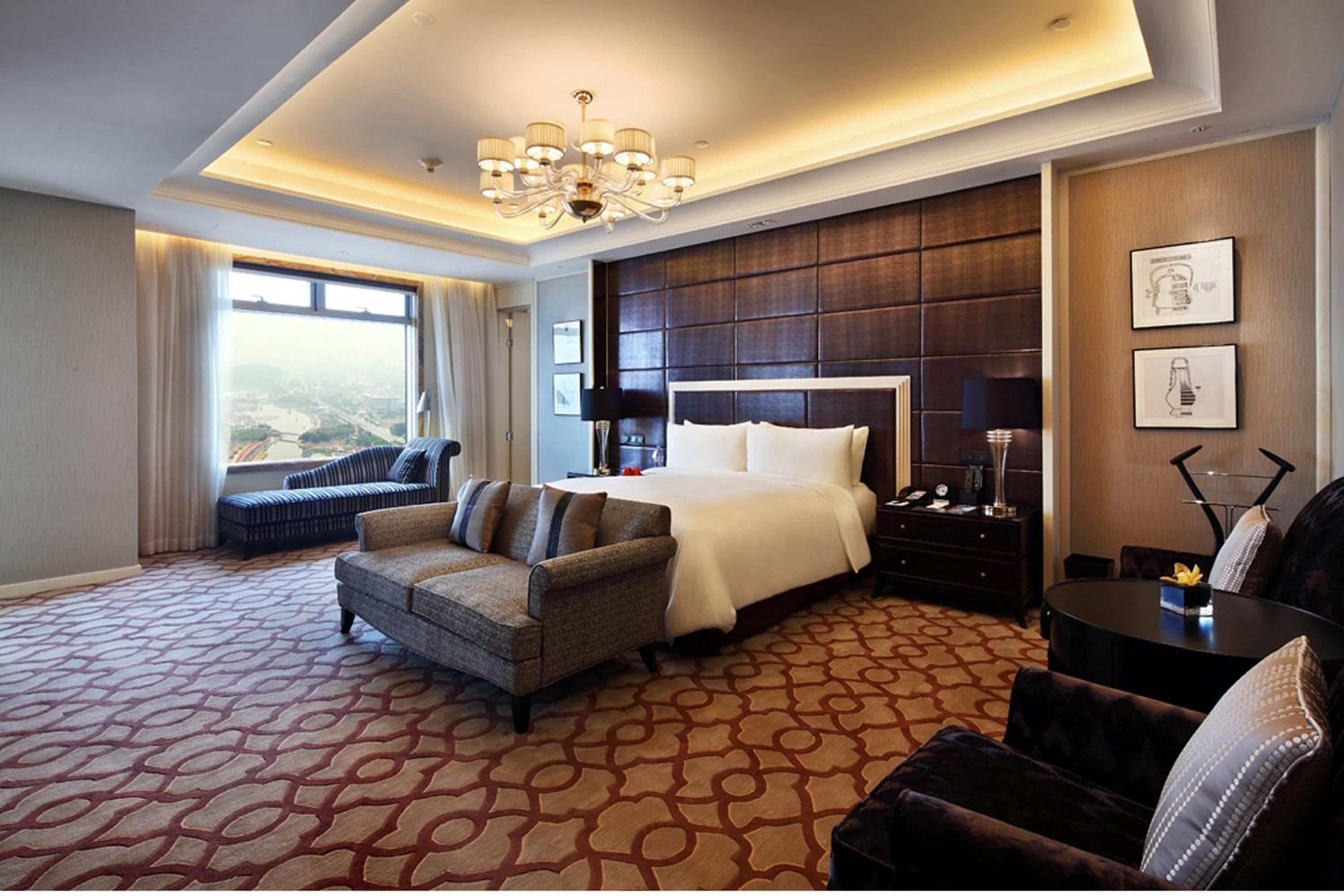 Presidential Suite photo 3