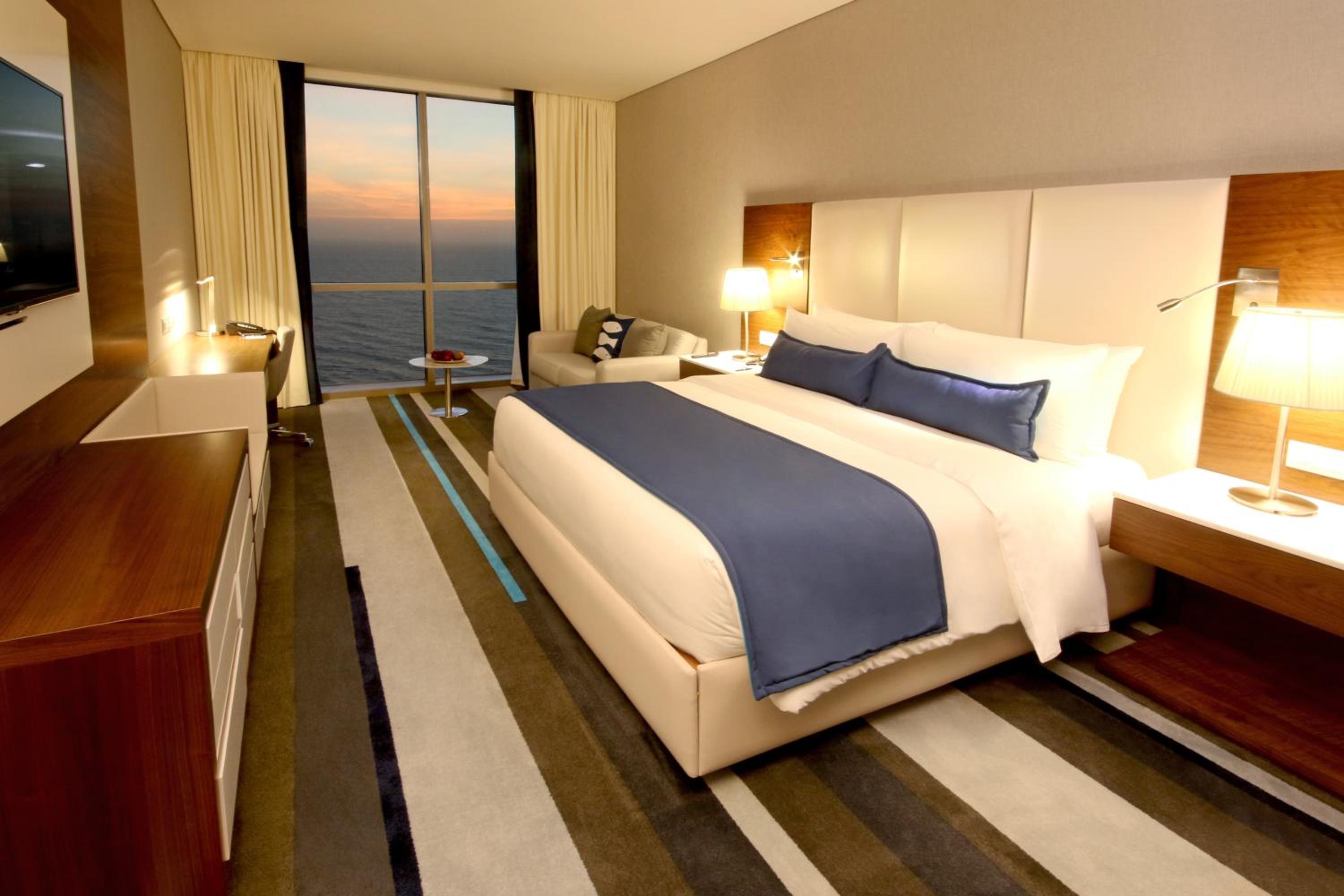 Classic King Room with Ocean View