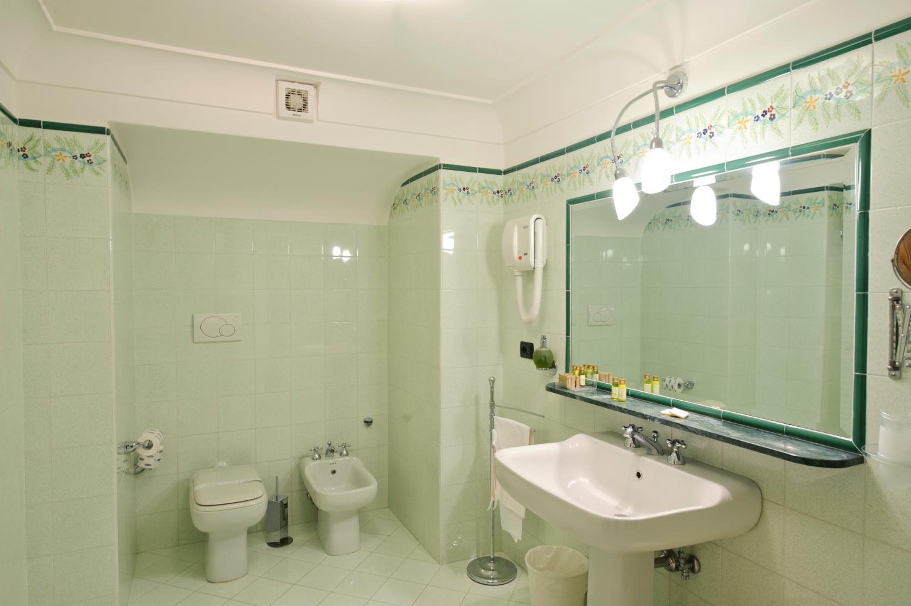Standard Double Room No Sea View - Photo 3