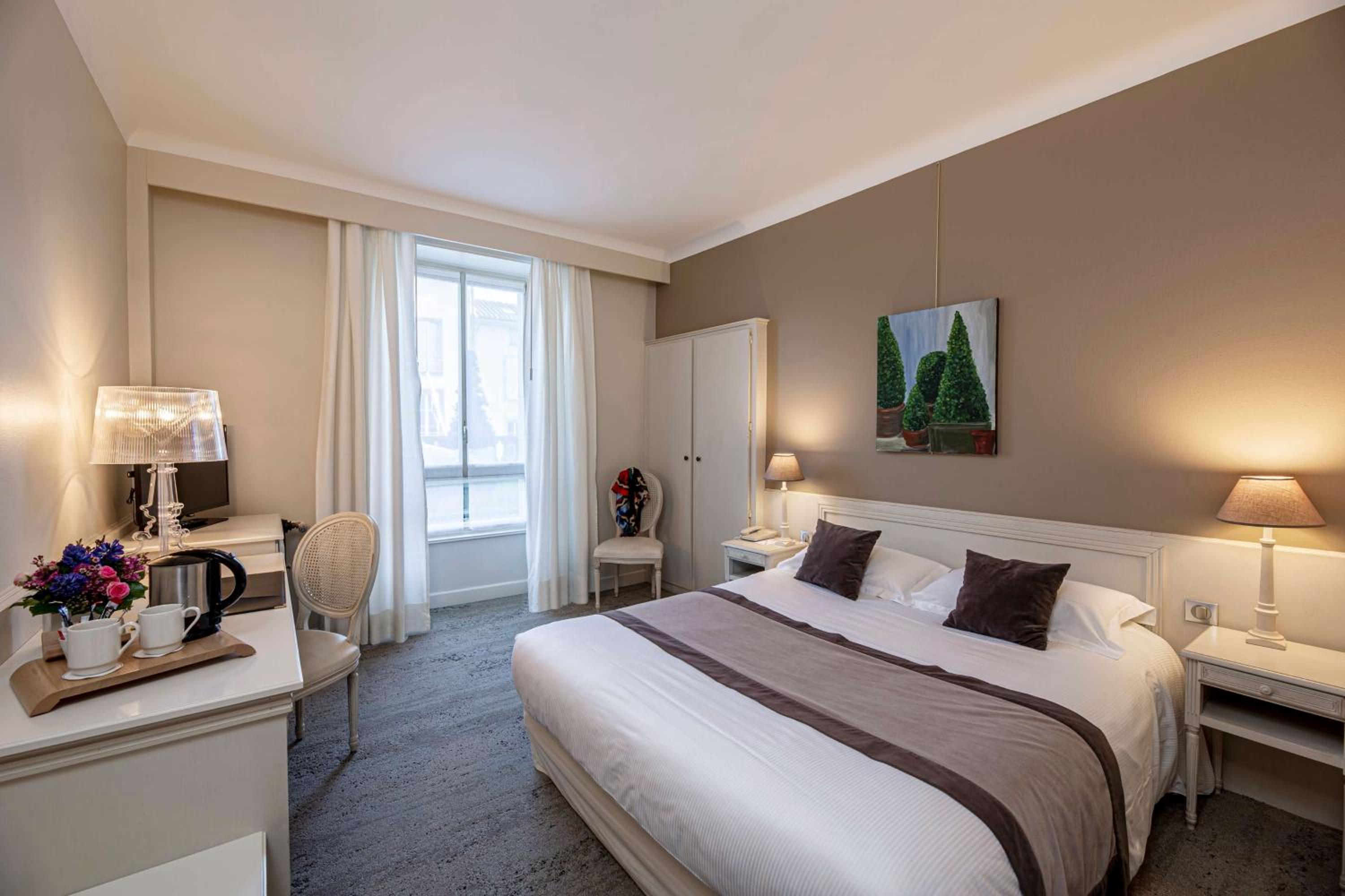 Superior Double or Twin Room - Photo 3