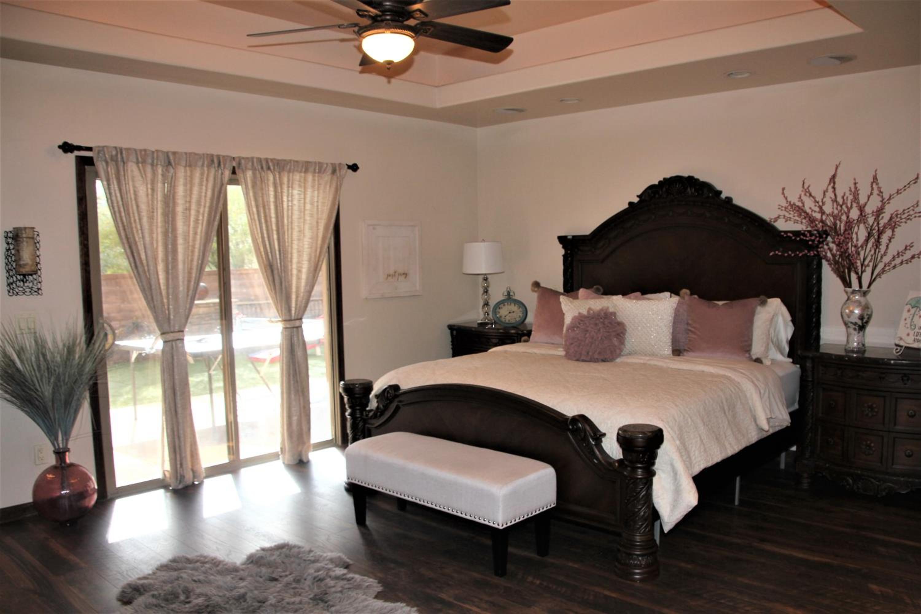 Four-Bedroom House photo 1