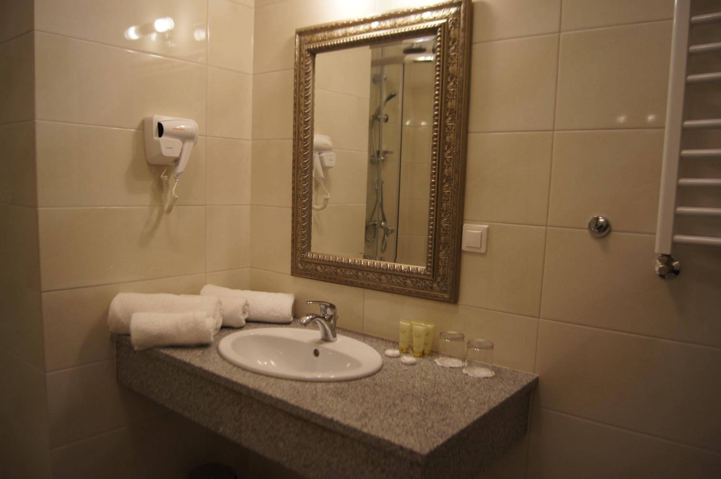 Quadruple Room photo 2