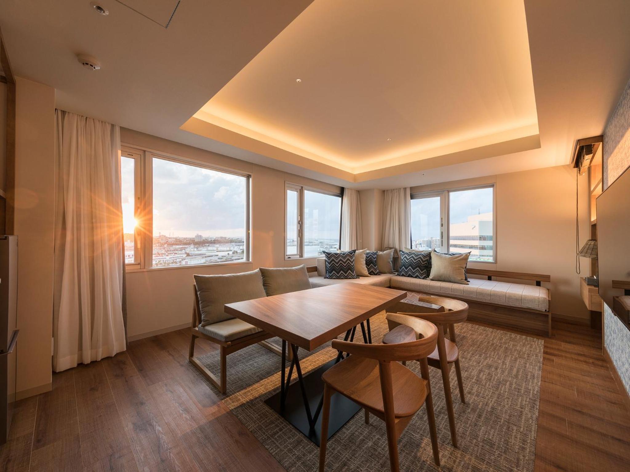 Premium Riverside Twin Room - Photo 17