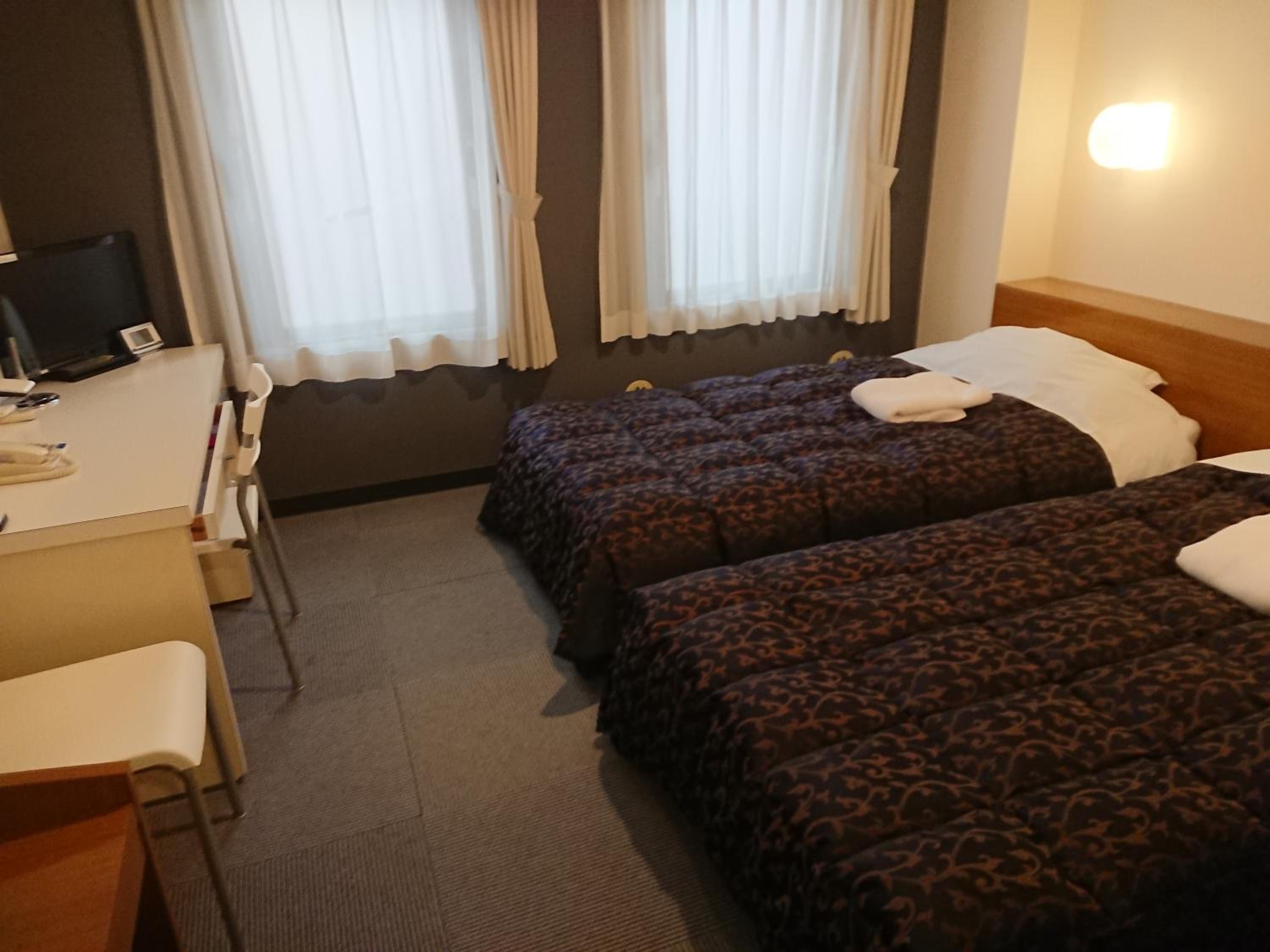 Standard Twin Room photo 2