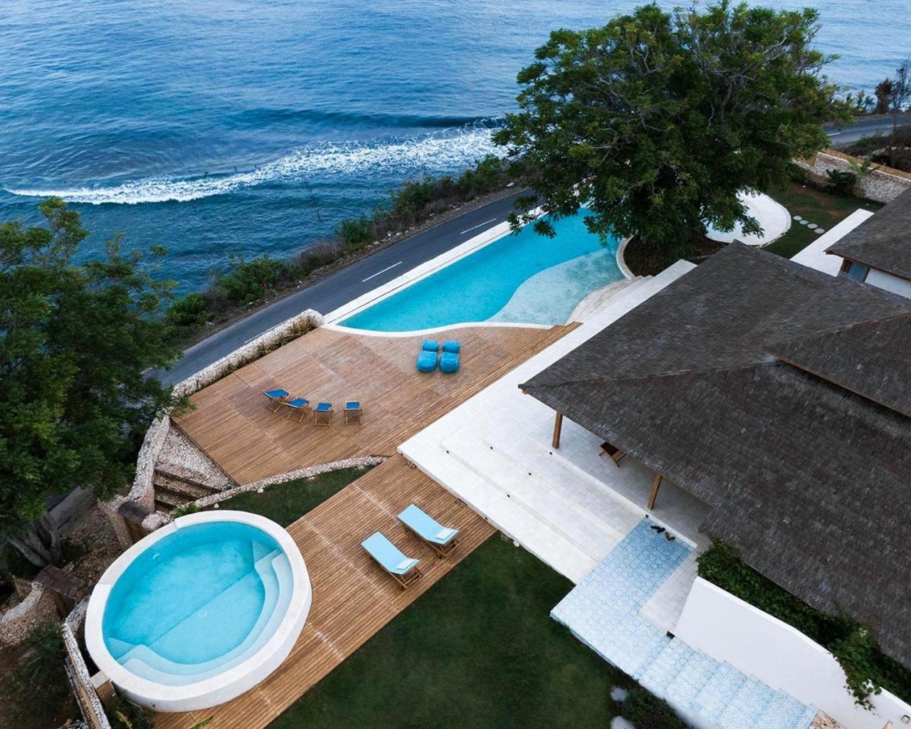 Villa - Beach Front photo 3