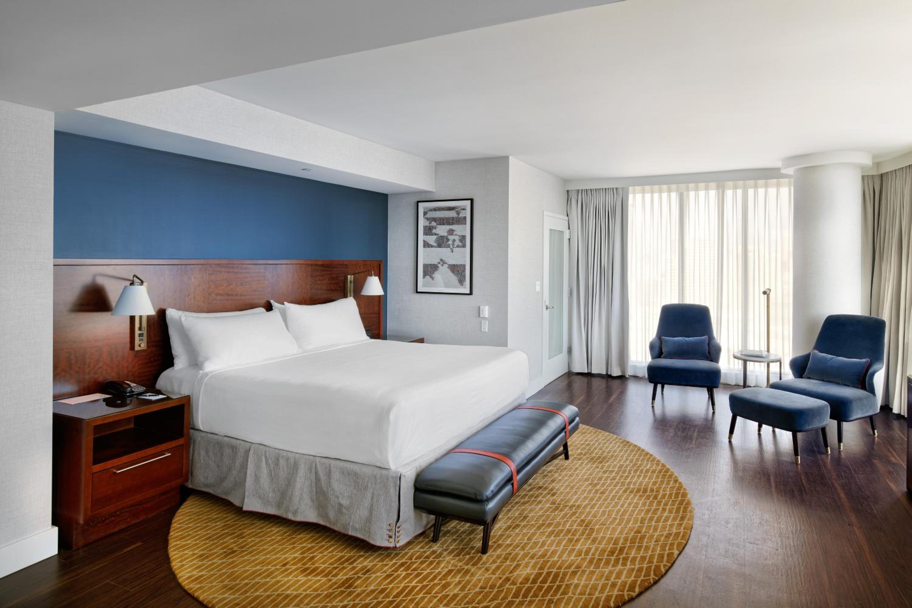 Junior King Suite - Photo 1