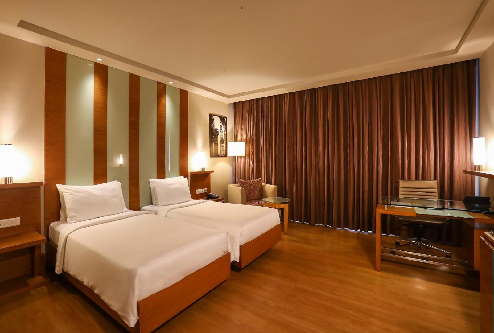 Superior Double or Twin Room - Photo 11