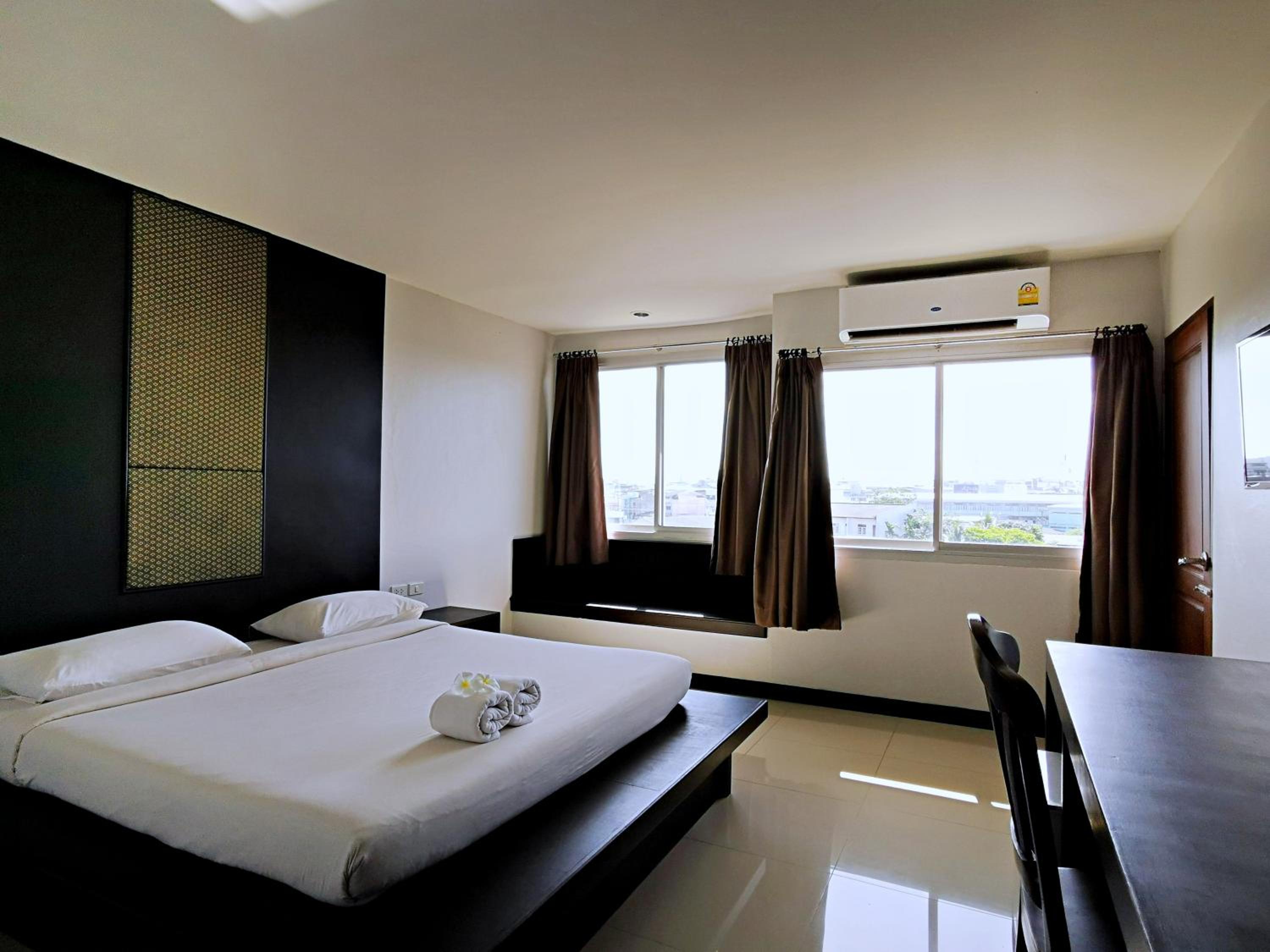 Standard Double or Twin Room - Photo 1